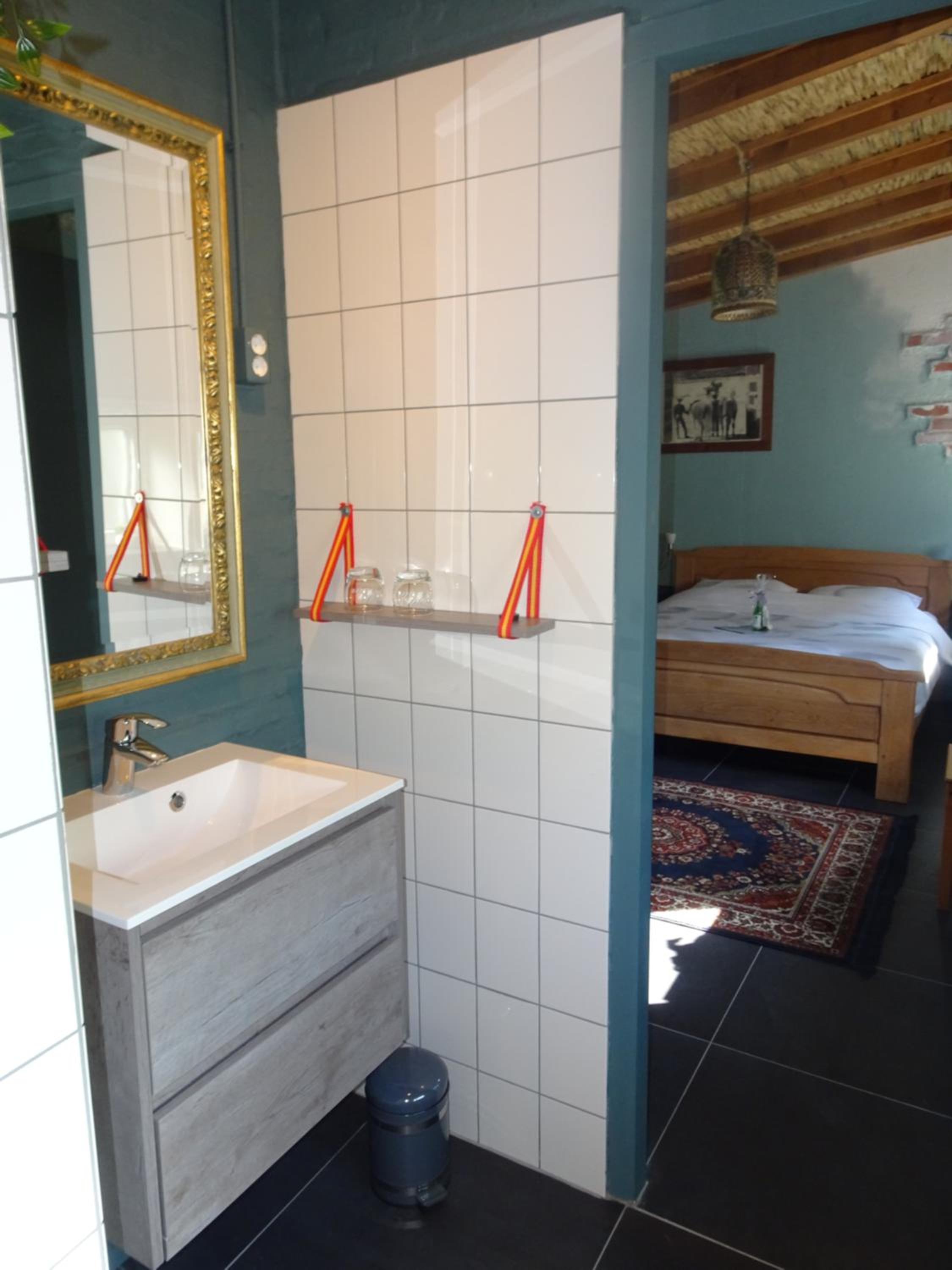 Double Room With Private Bathroom photo 3