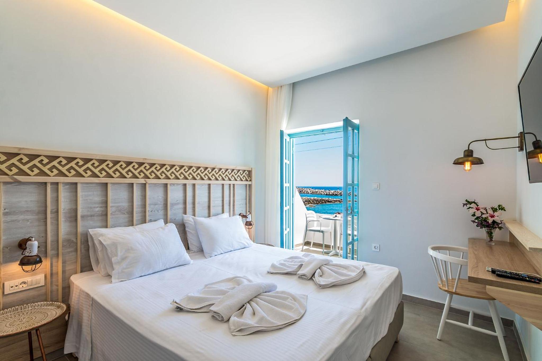 Junior Suite with Sea View - Photo 20