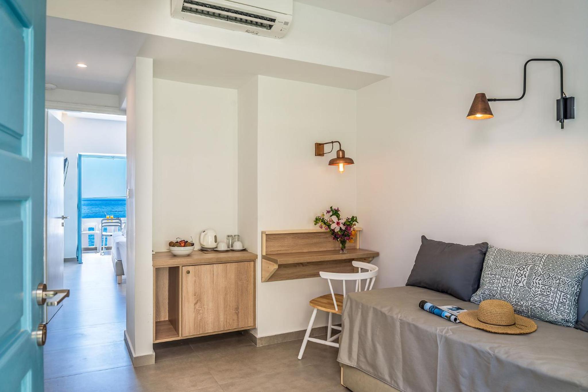 Suite with Sea View - Photo 28