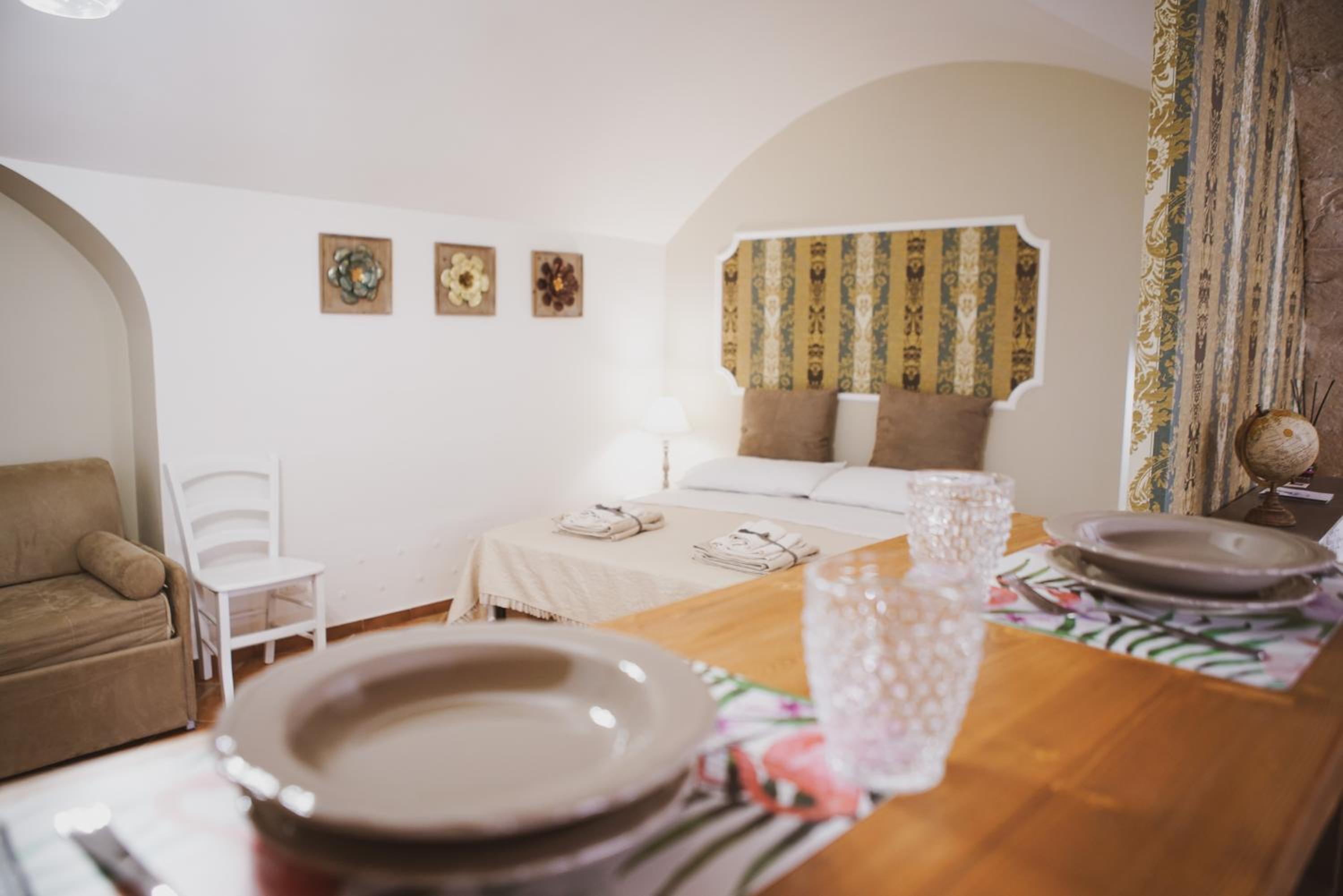 One-Bedroom House photo 3