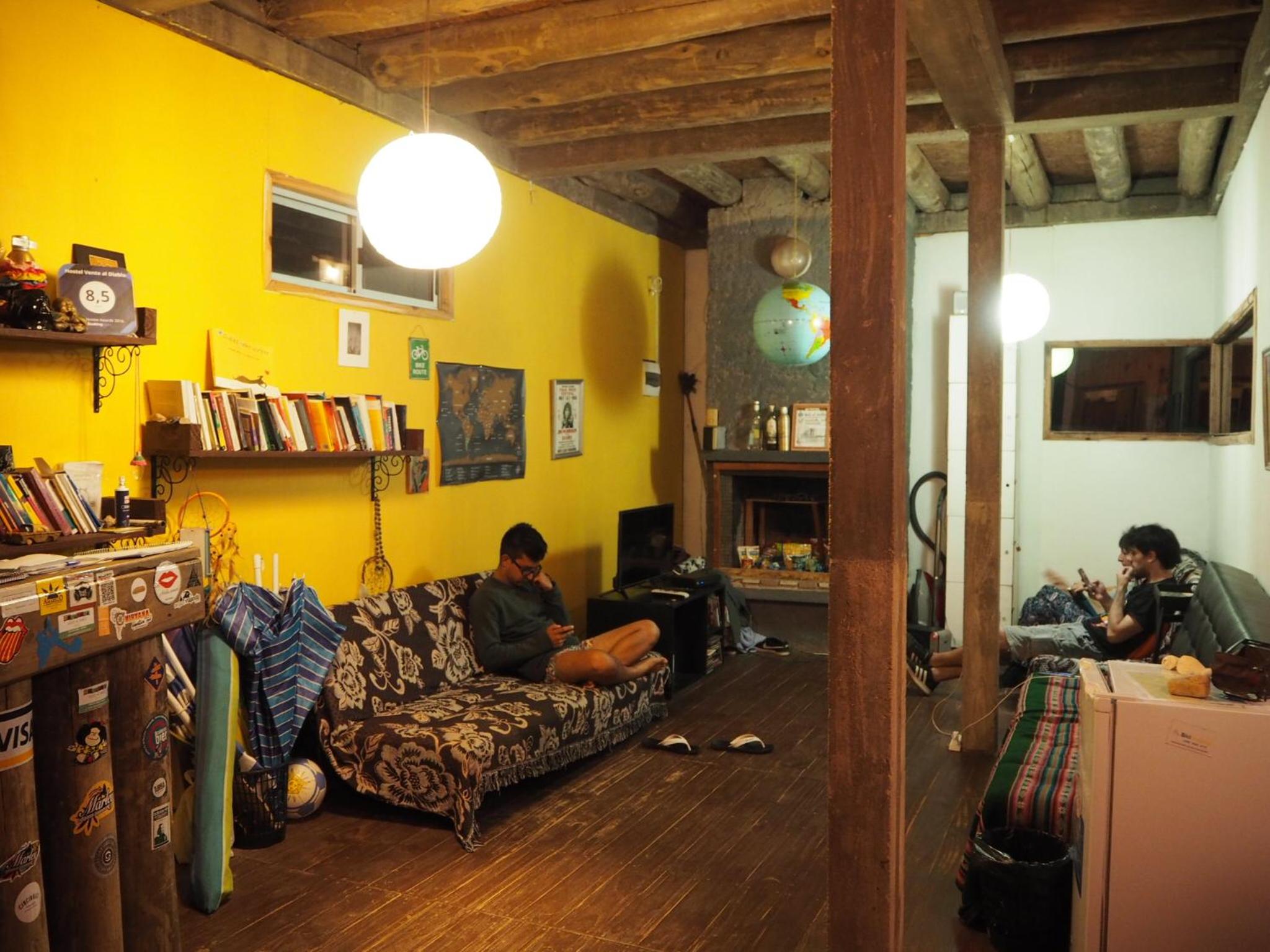 Bed in 6-Bed Mixed Dormitory Room photo 1