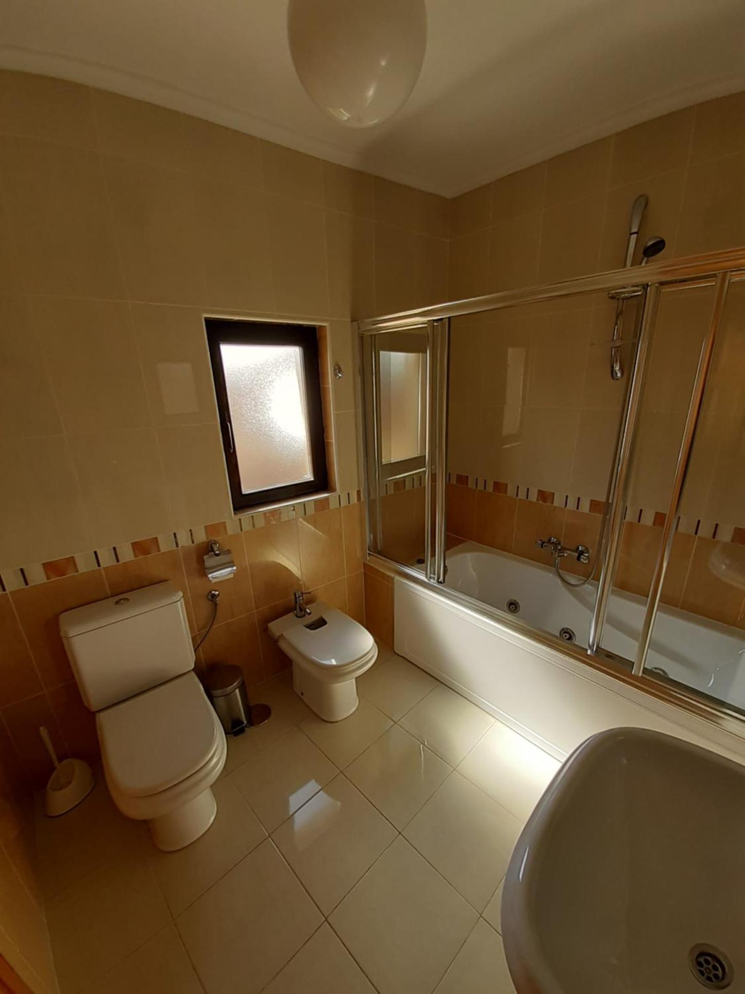 Double or Twin Room - Photo 8