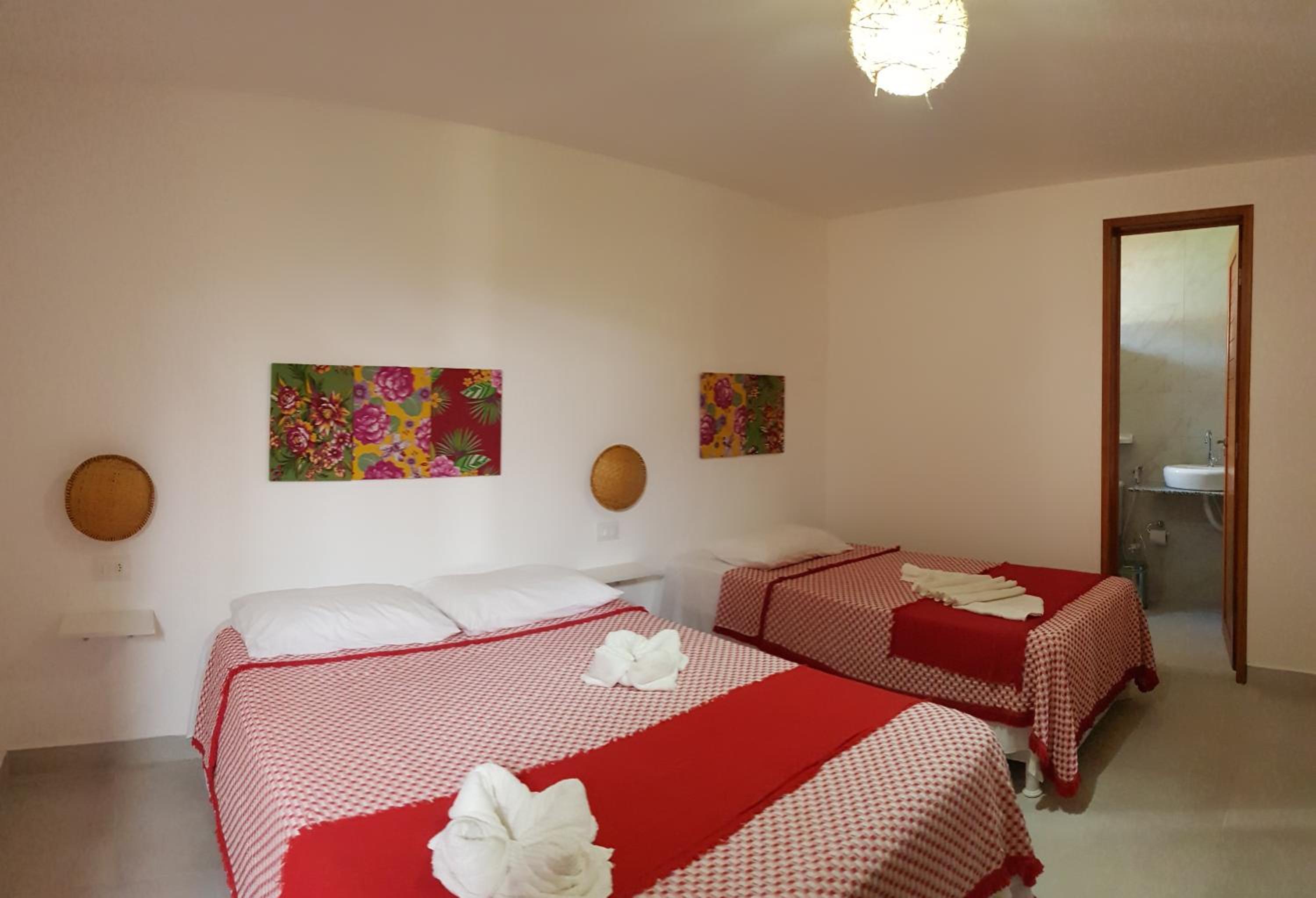 Standard Triple Room - Photo 9