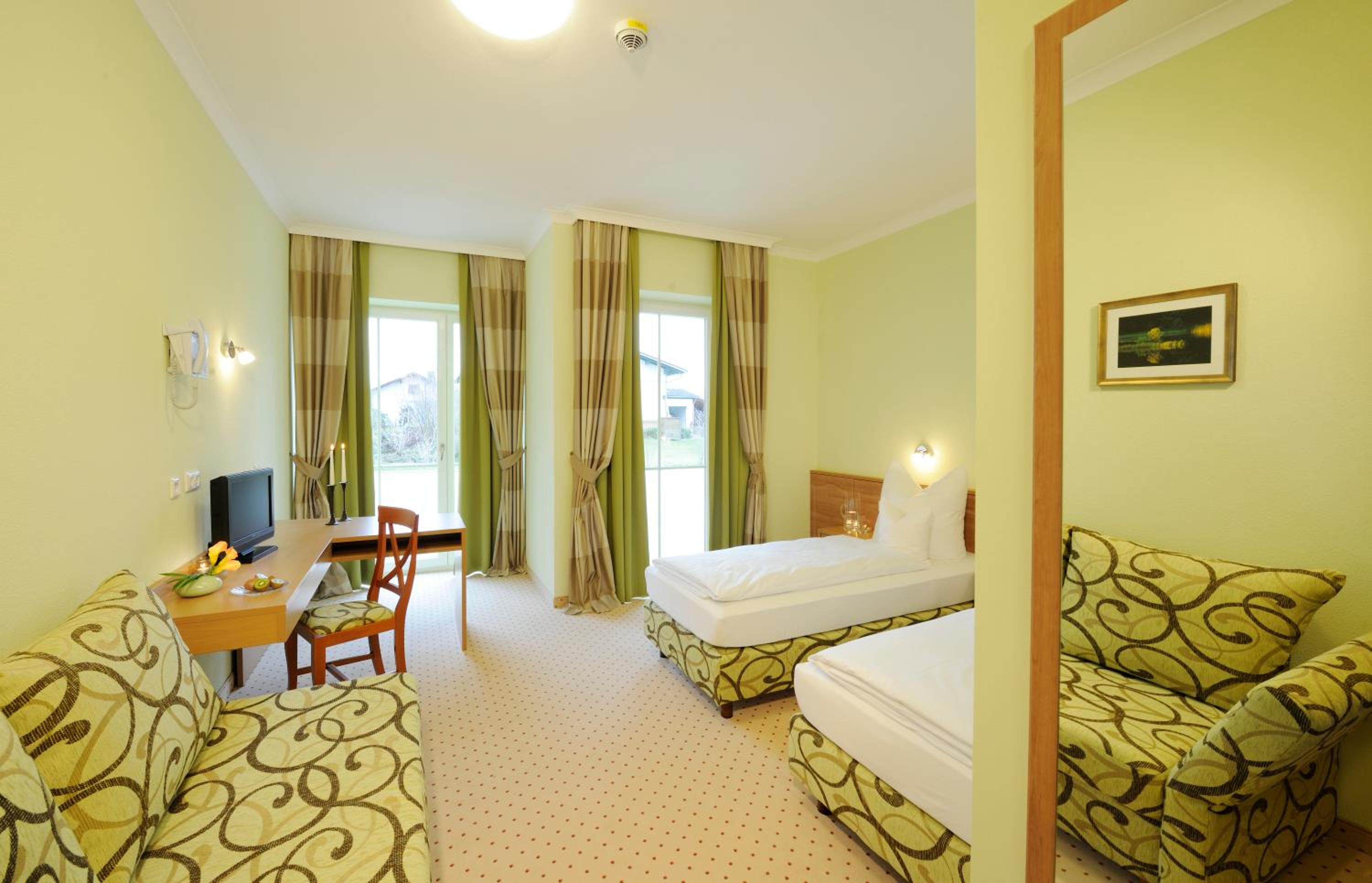 Single Room photo 3