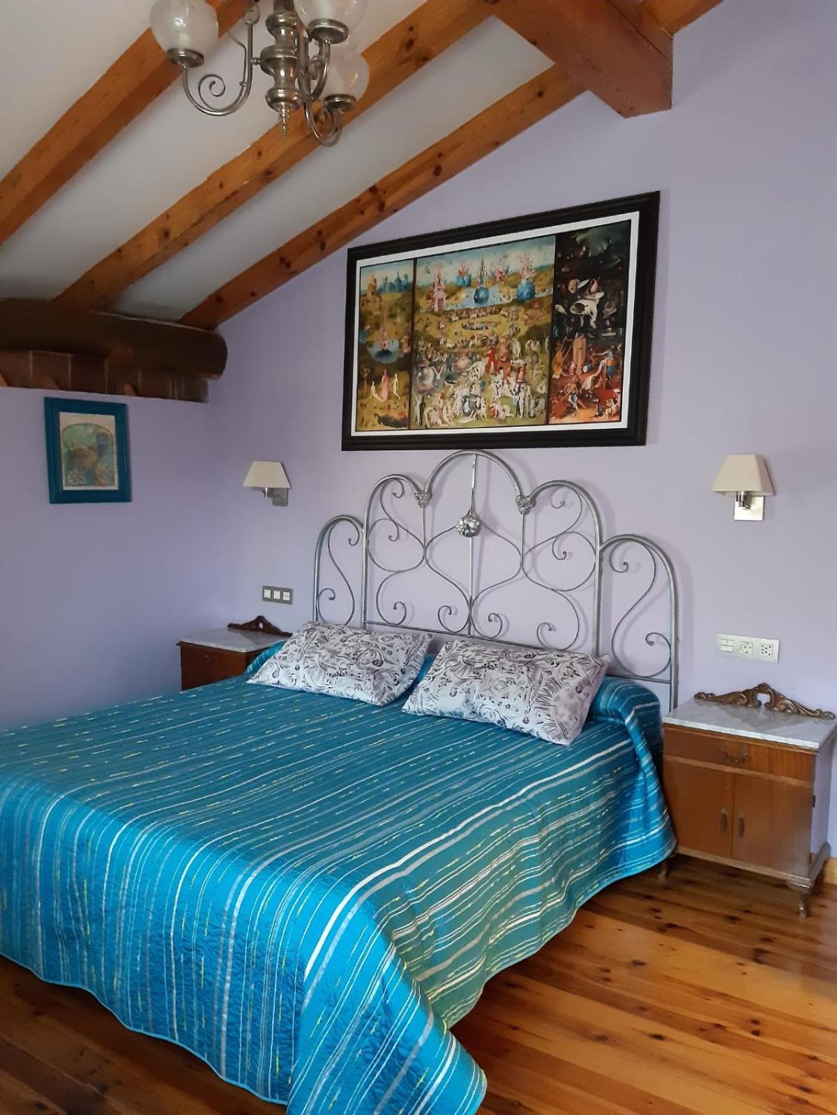Double or Twin Room - Photo 5