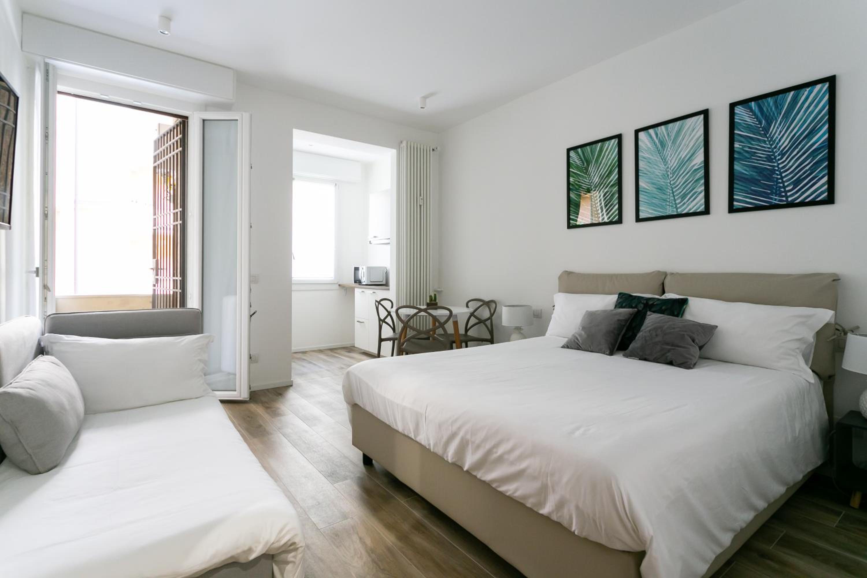 One-Bedroom Apartment