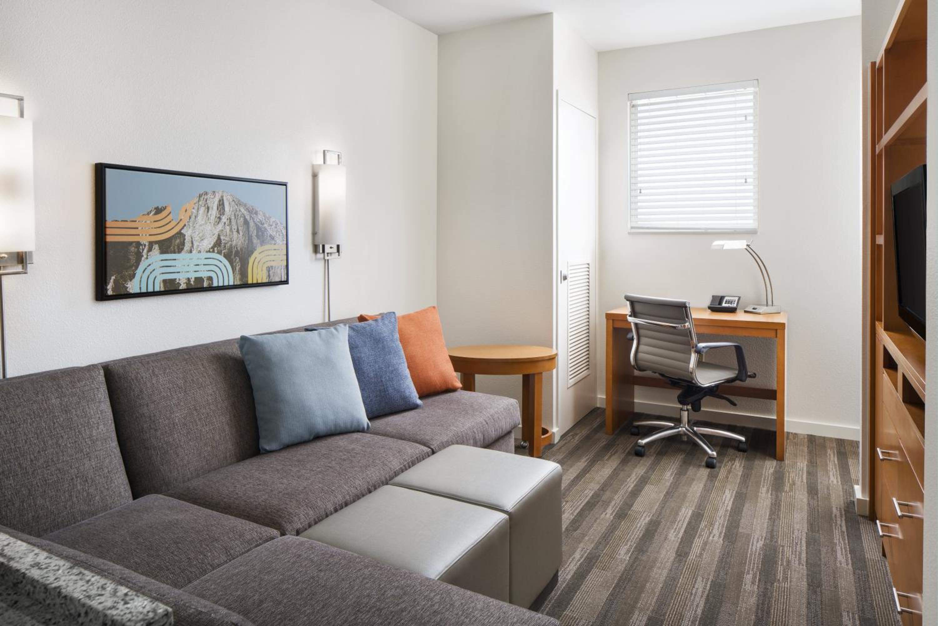 King Studio Suite - Photo 6
