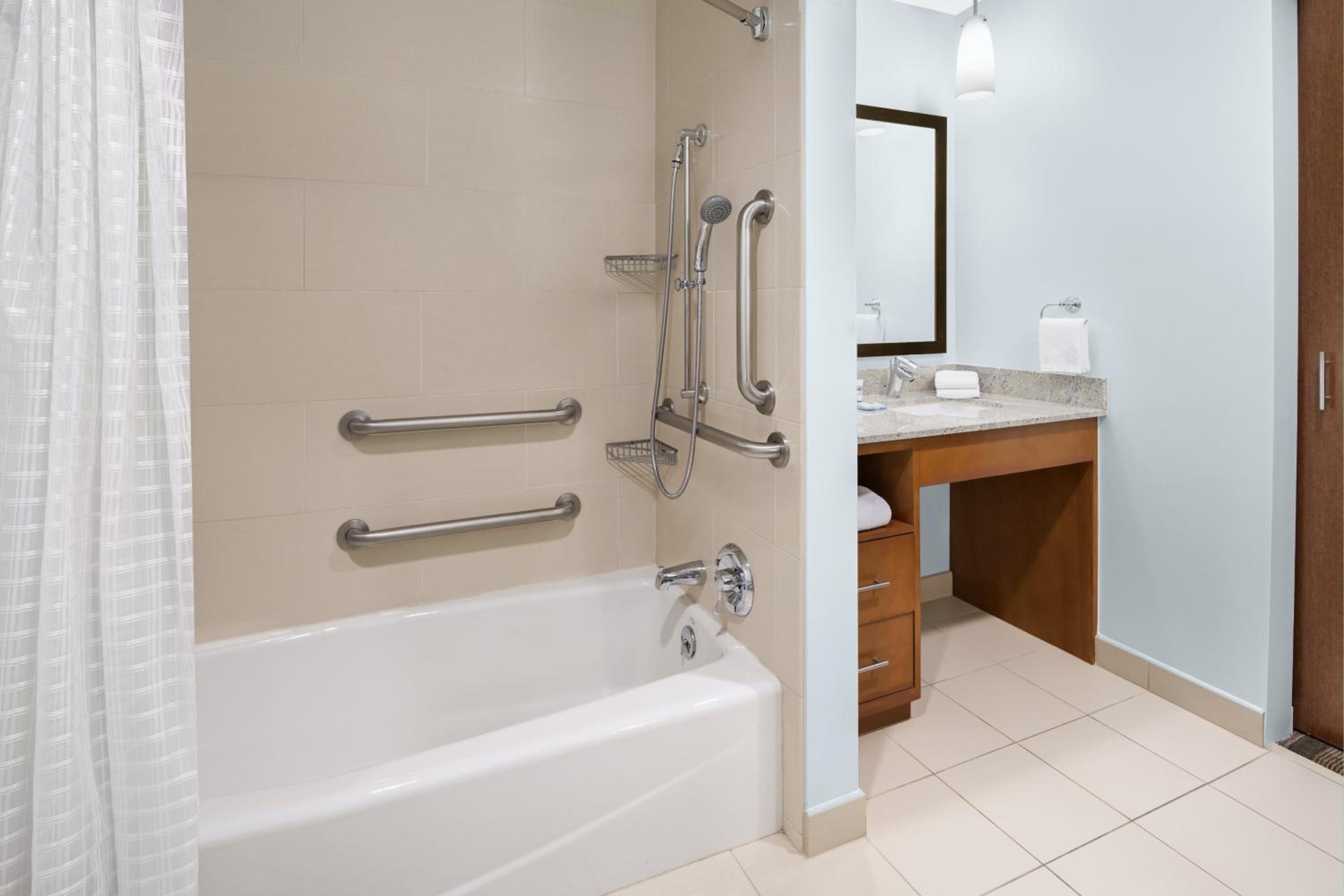 One-Bedroom King Suite with Accessible Tub - Disability Access