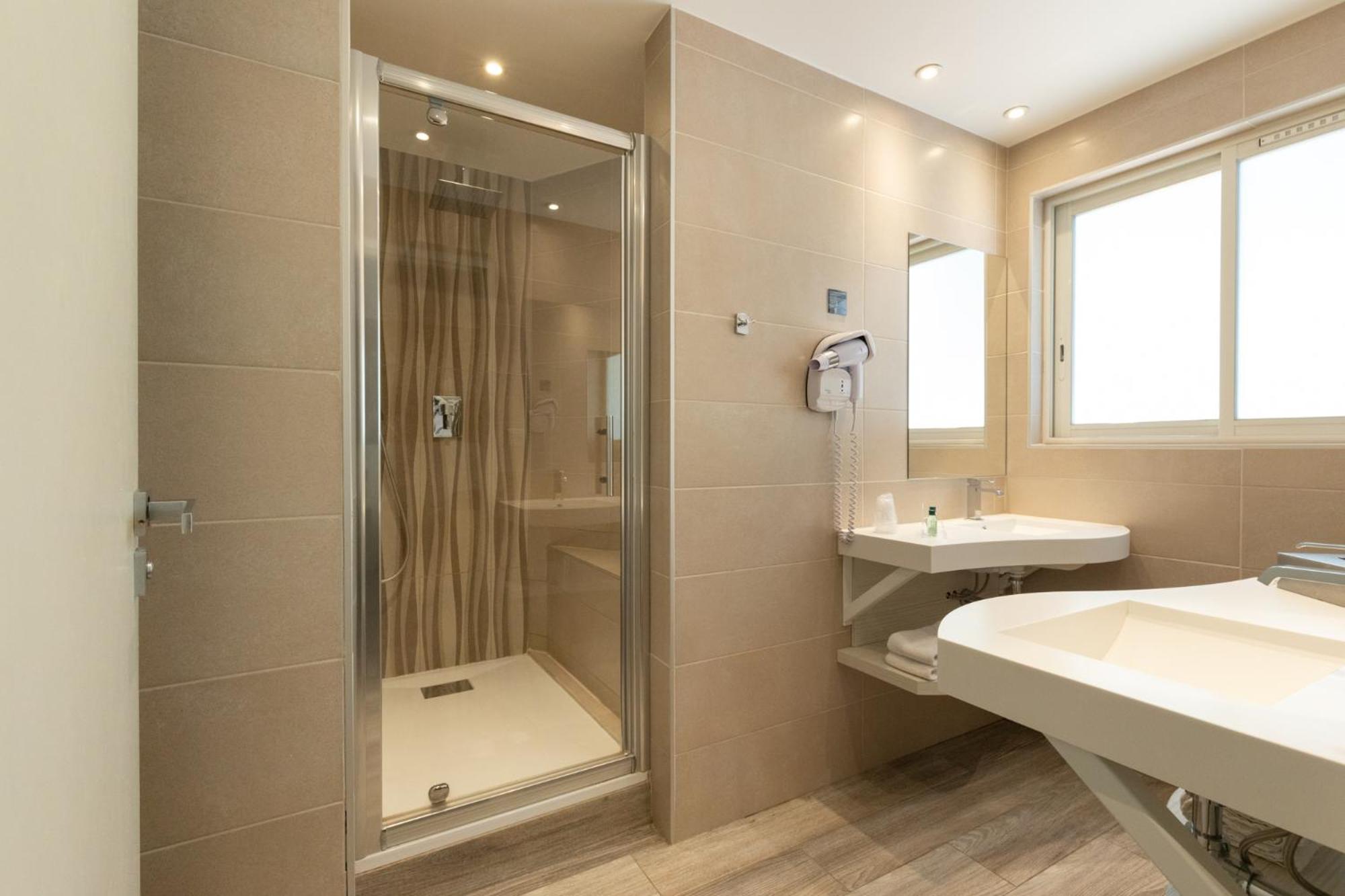 Junior Suite - Photo 3
