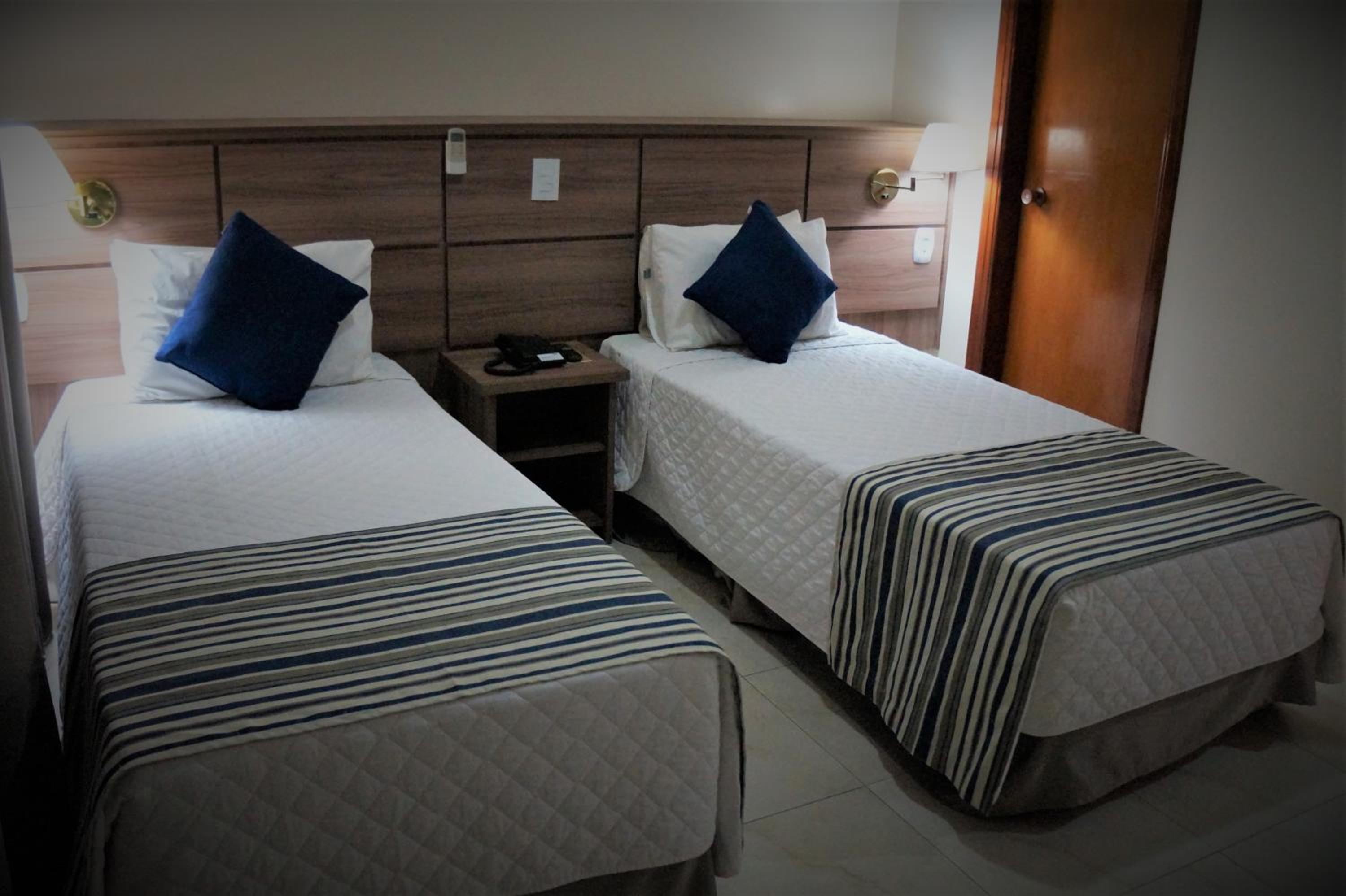 Standard Twin Room photo 1