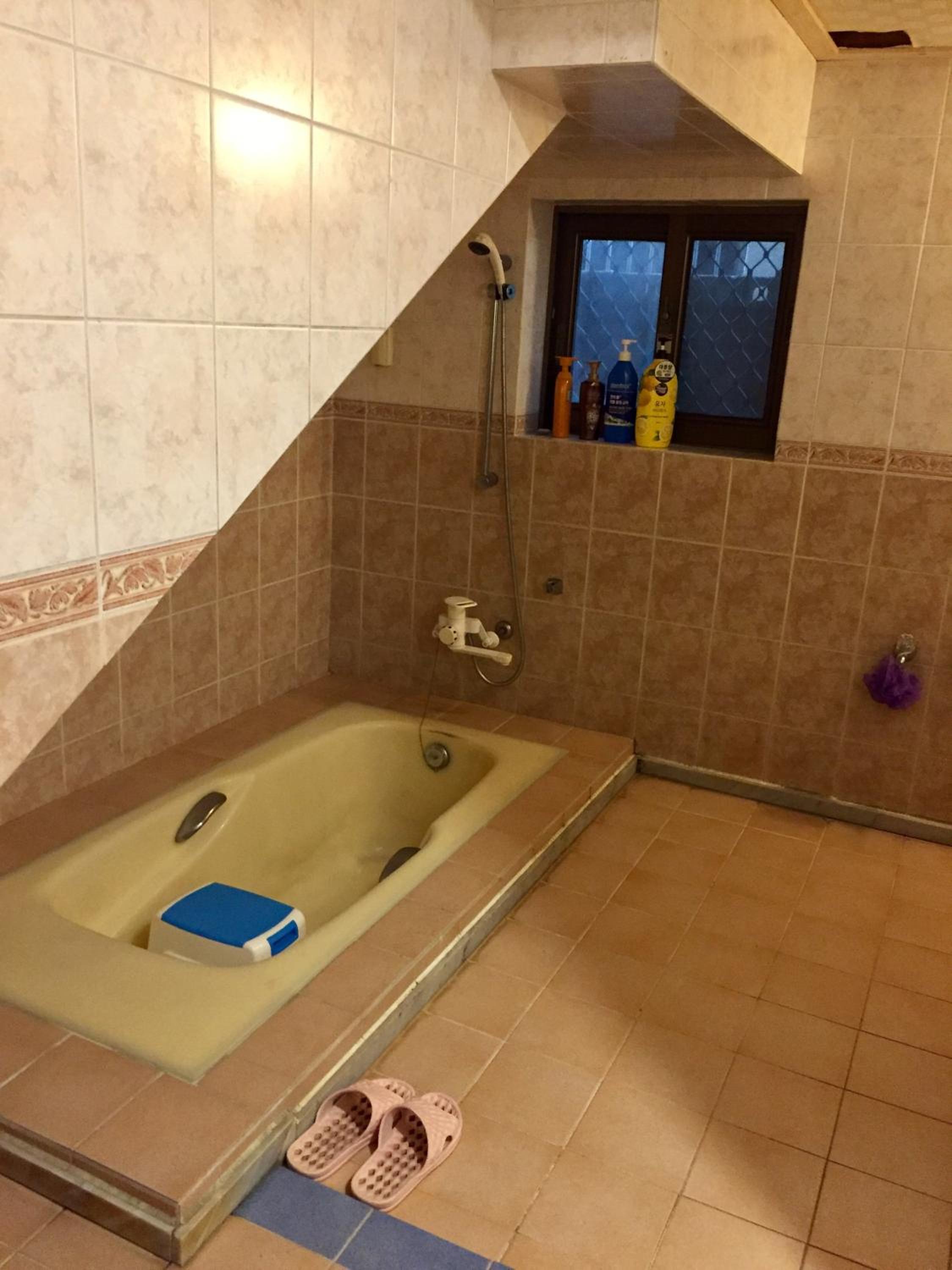 Deluxe Suite - Photo 59