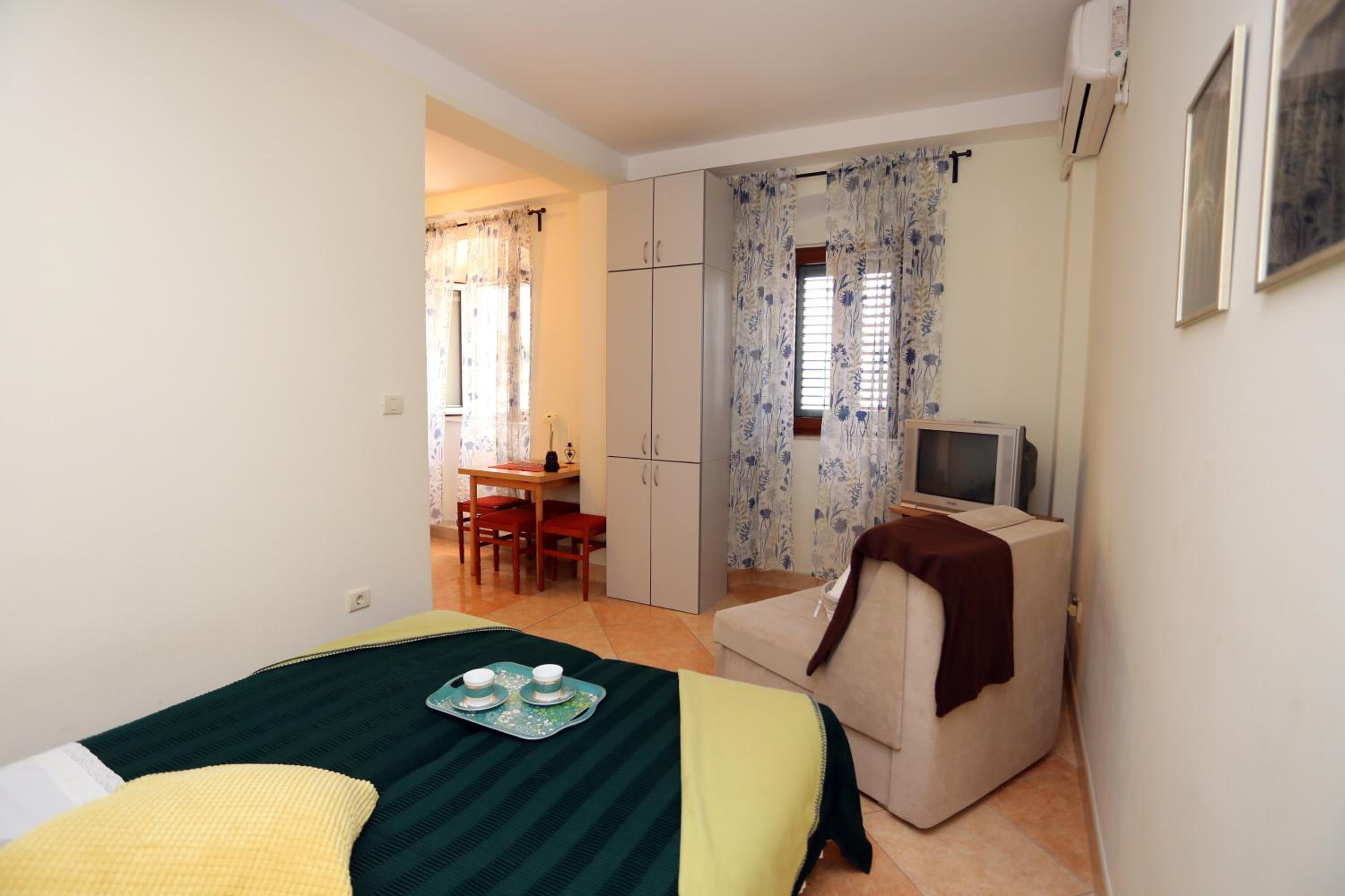 Apartment with Sea View