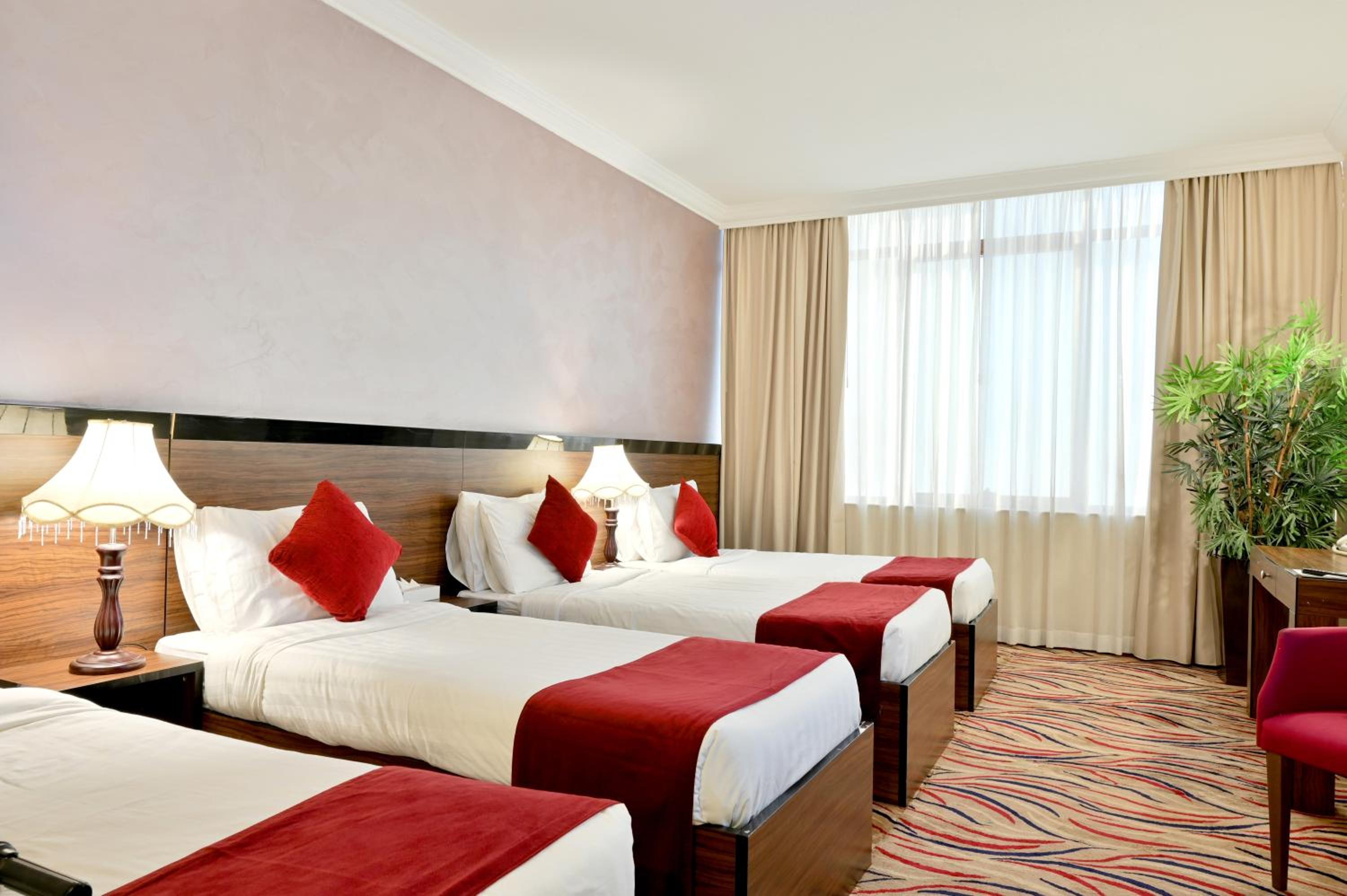 Quadruple Room - Photo 4