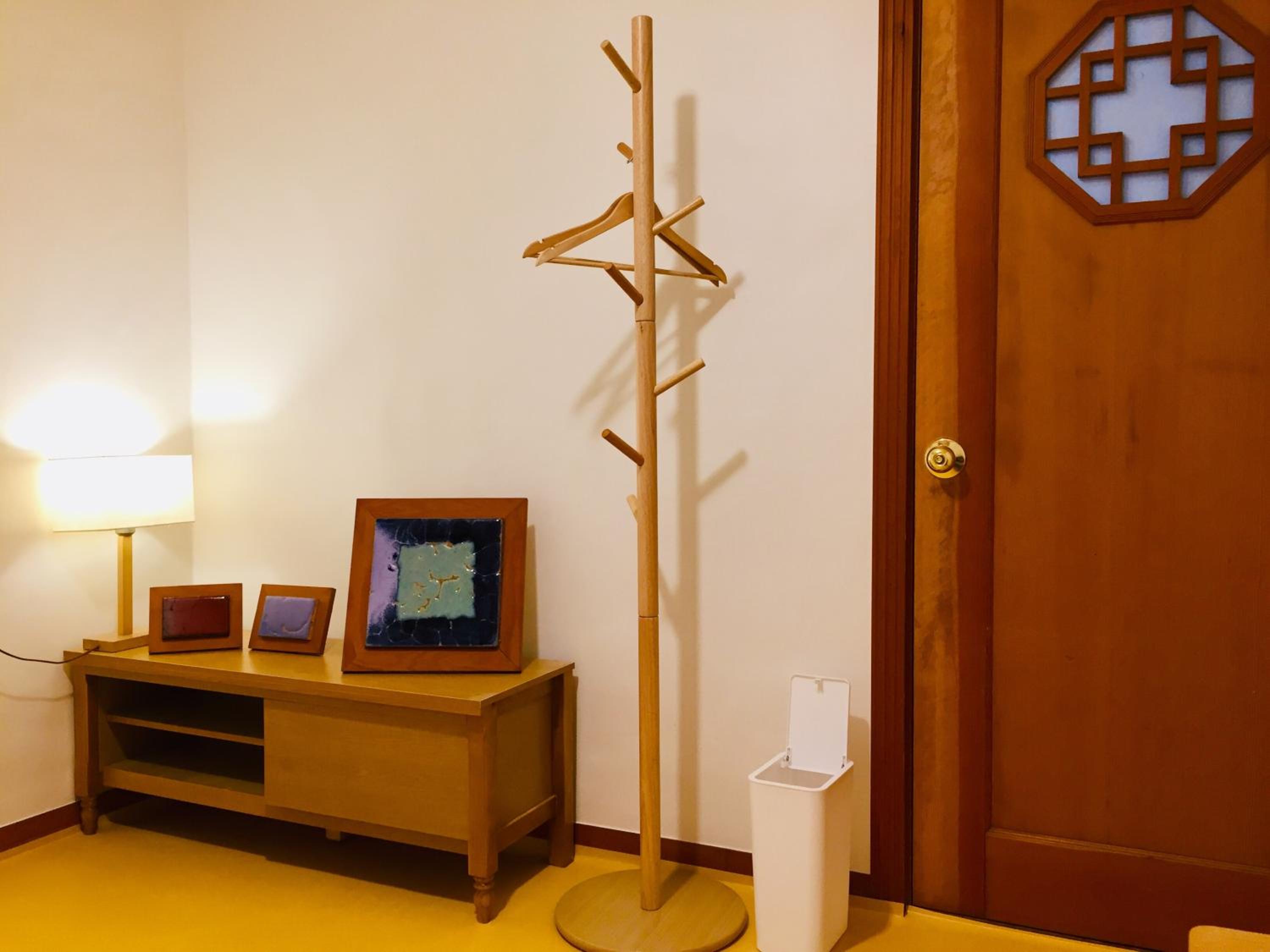 Deluxe Family Suite - Photo 24