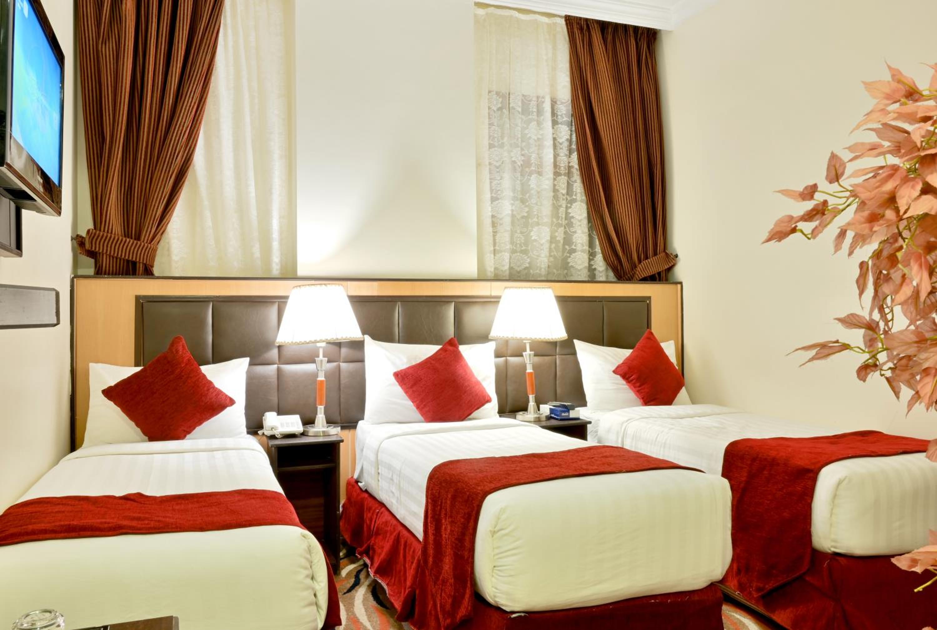 Triple Room photo 2