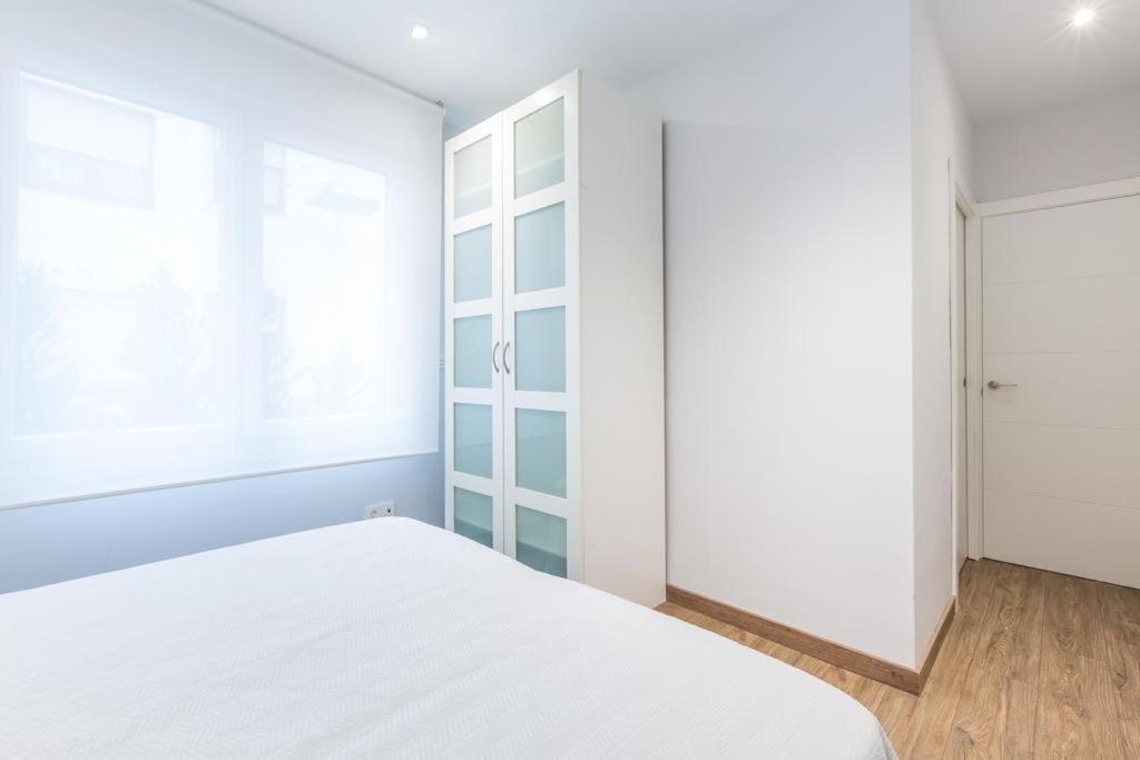 Two-Bedroom Apartment - Photo 21