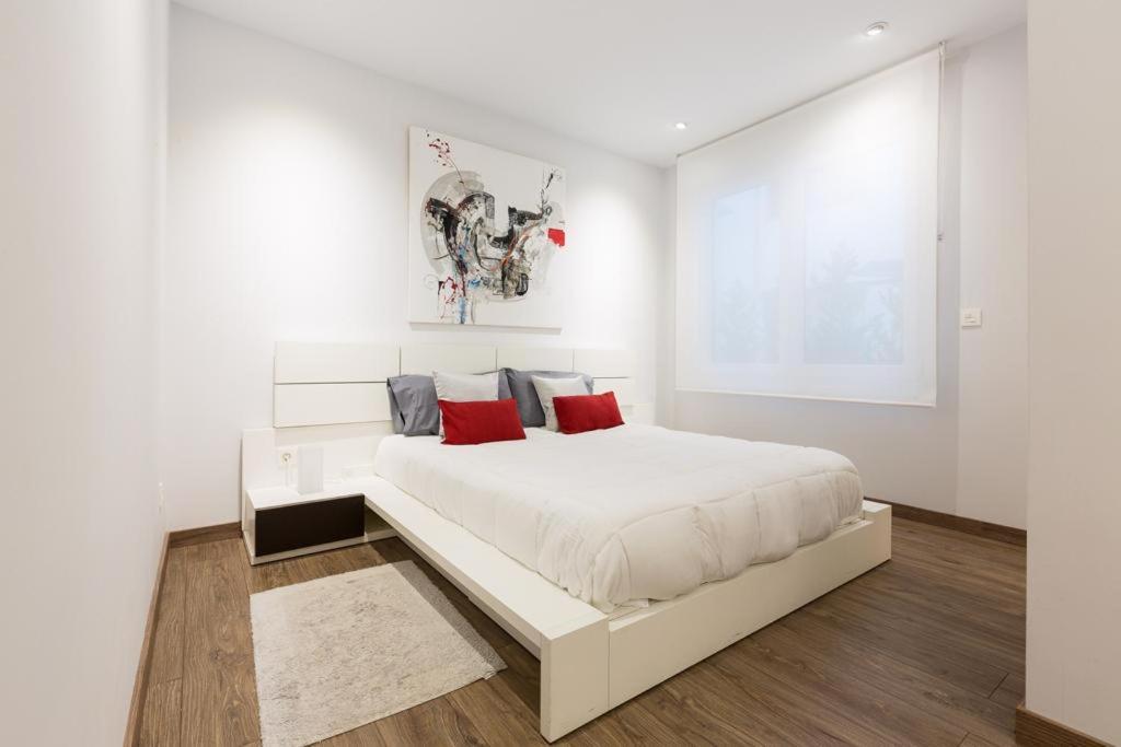 Two-Bedroom Apartment - Photo 20