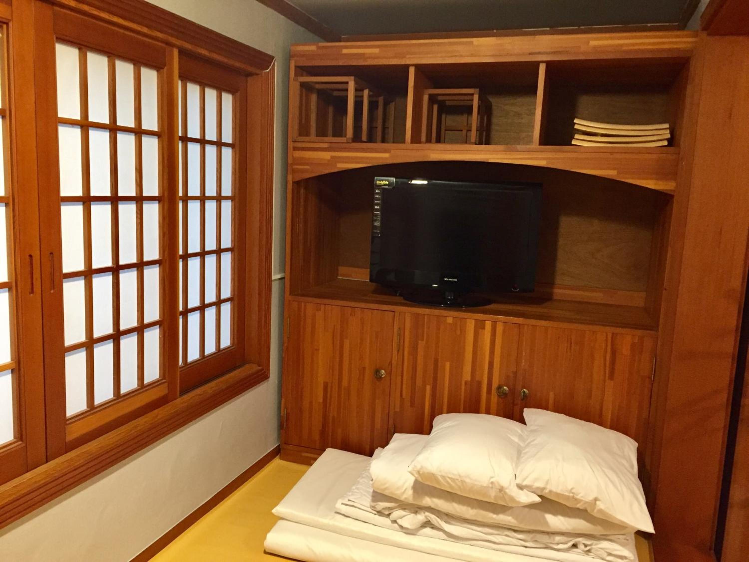 Premium Quadruple Room - Photo 17