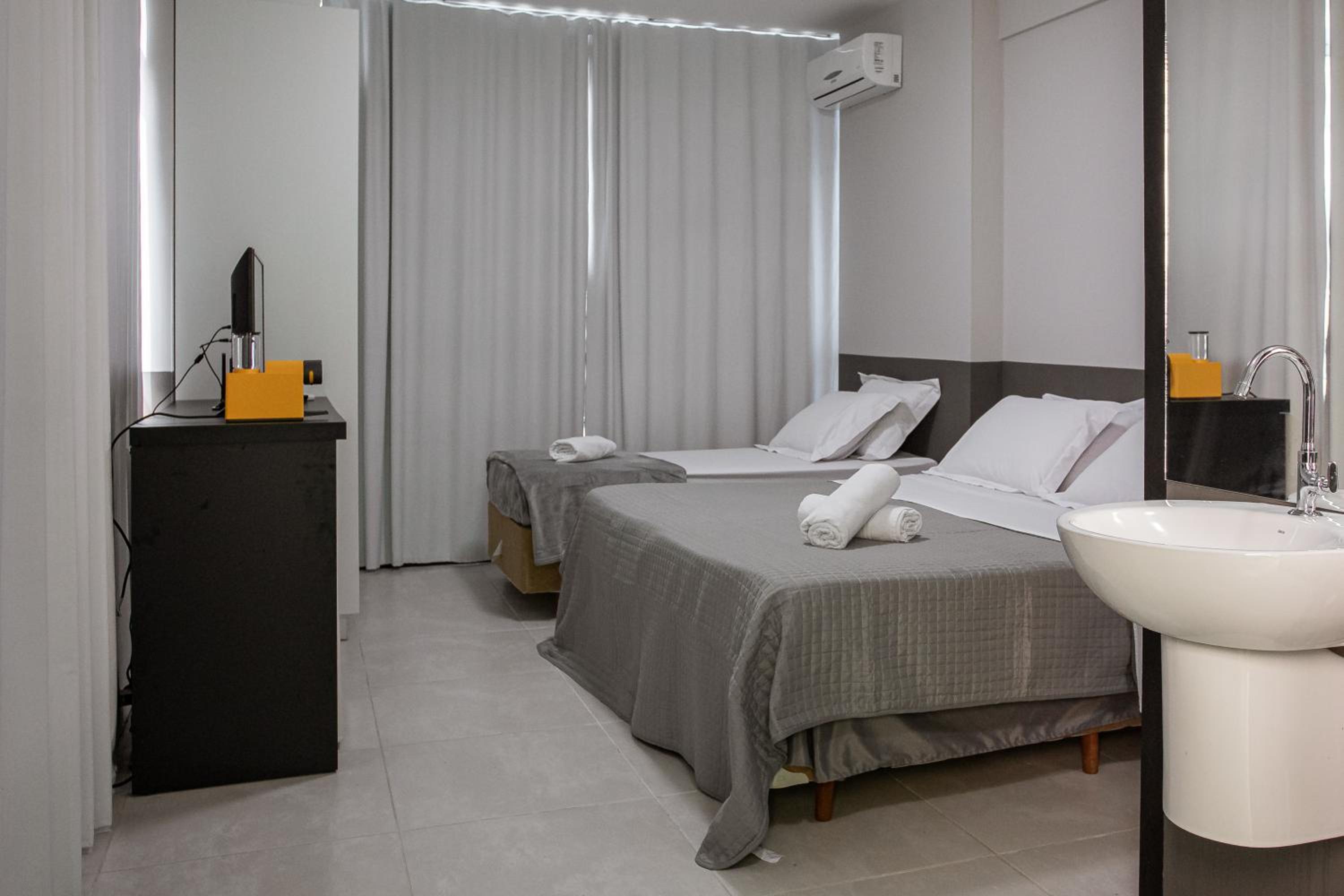 Triple Room with Private Bathroom photo 1
