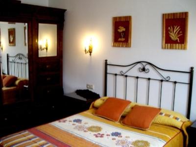 Casa de Cuatro Habitaciones (8 Adultos)