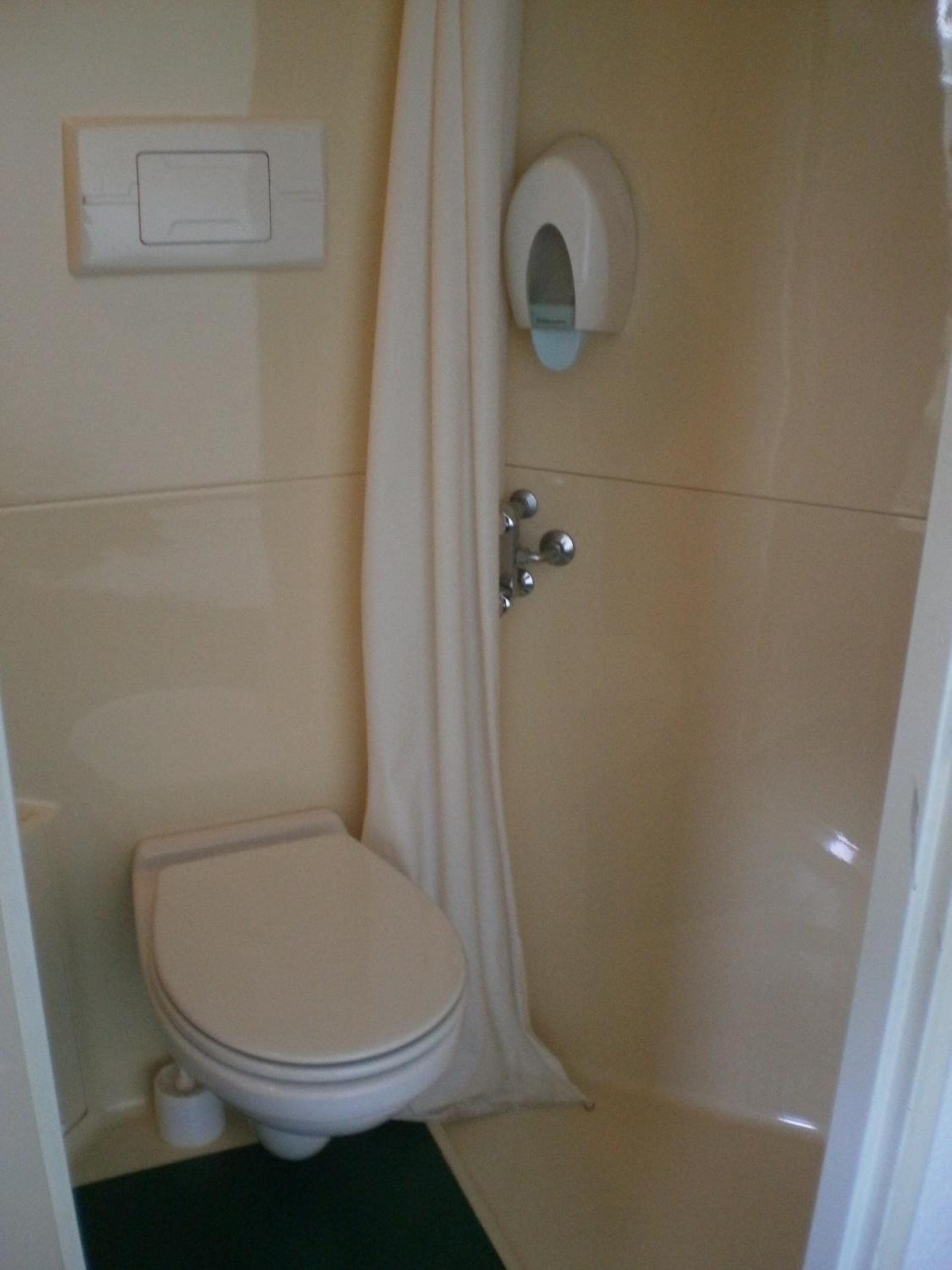 Triple Room - Photo 3