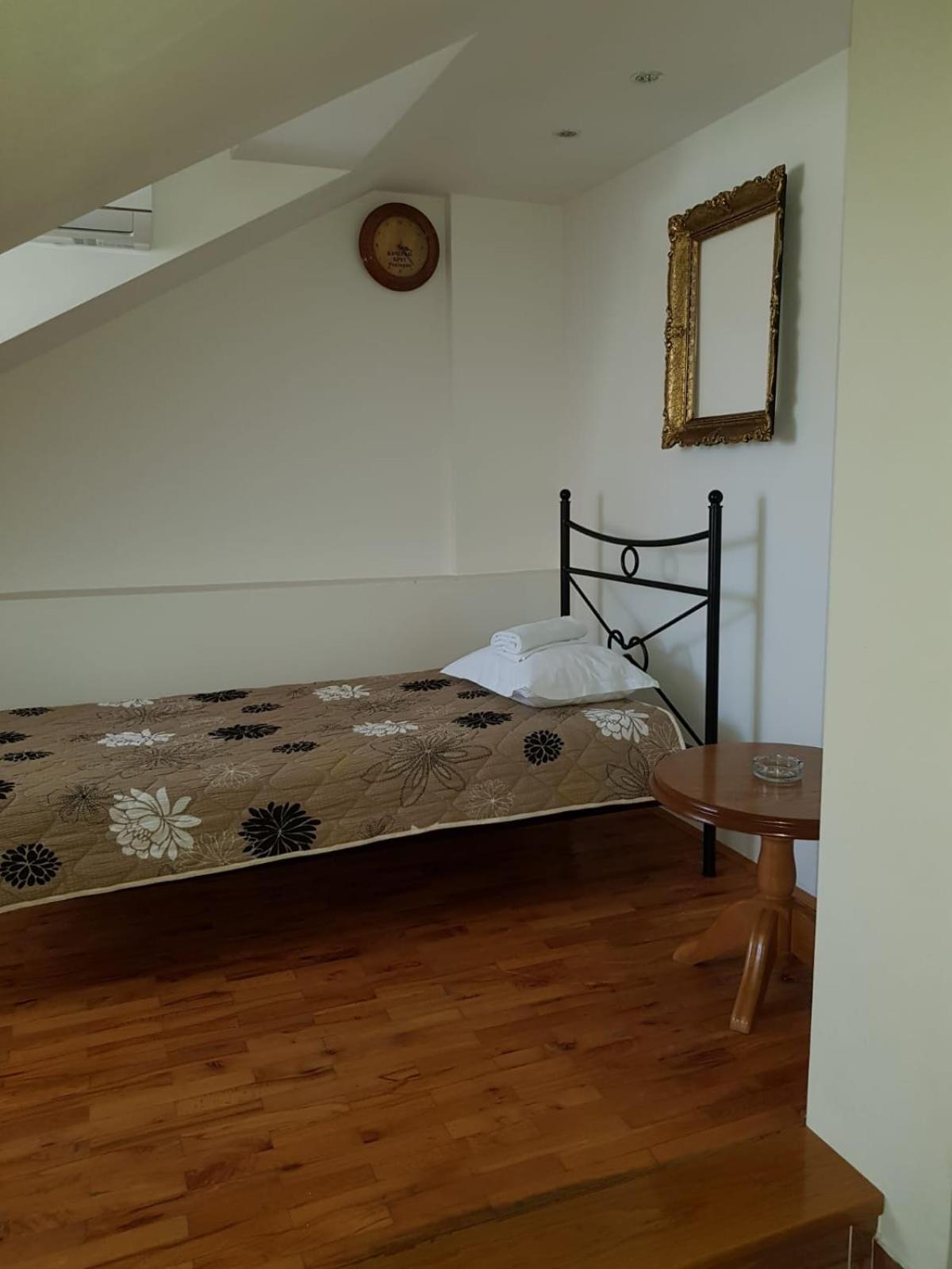 Comfort Triple Room photo 3