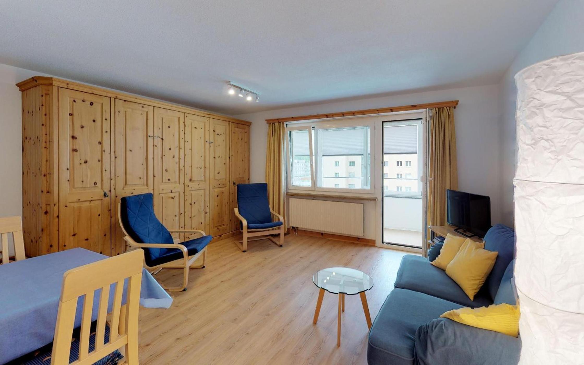 Apartment with Mountain View photo 1