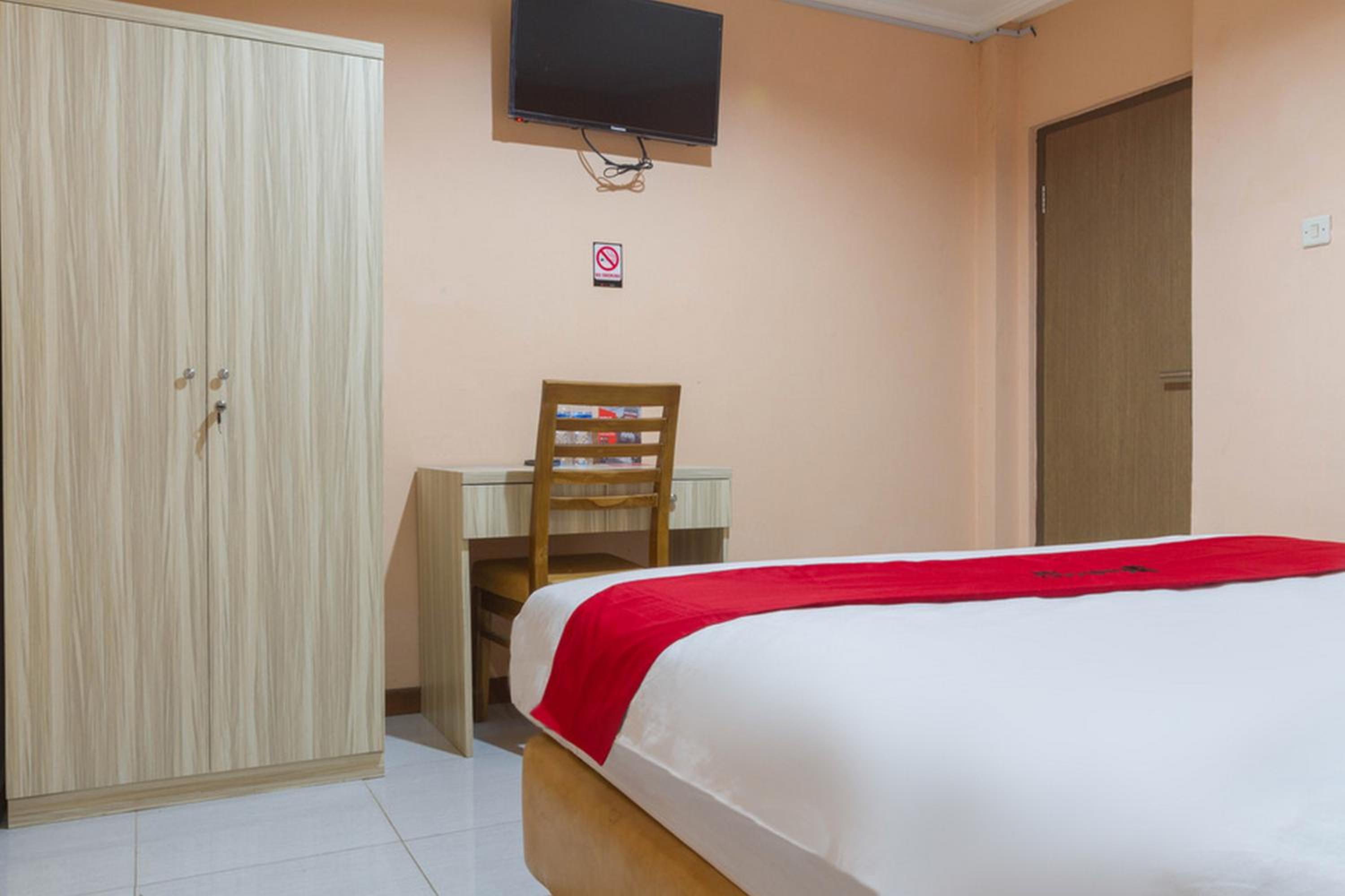 Standard Double Room - Photo 5