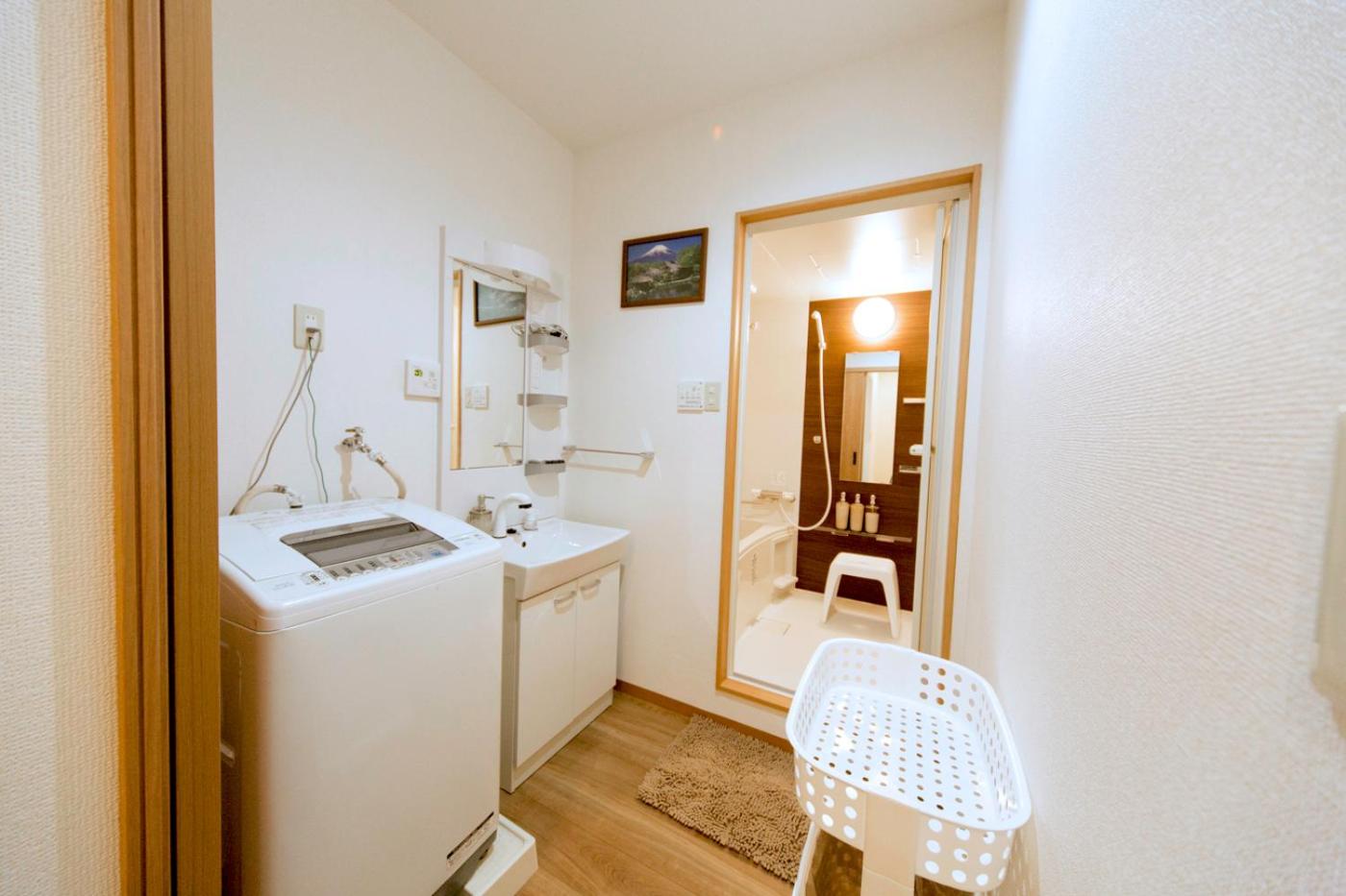 Apartment photo 2