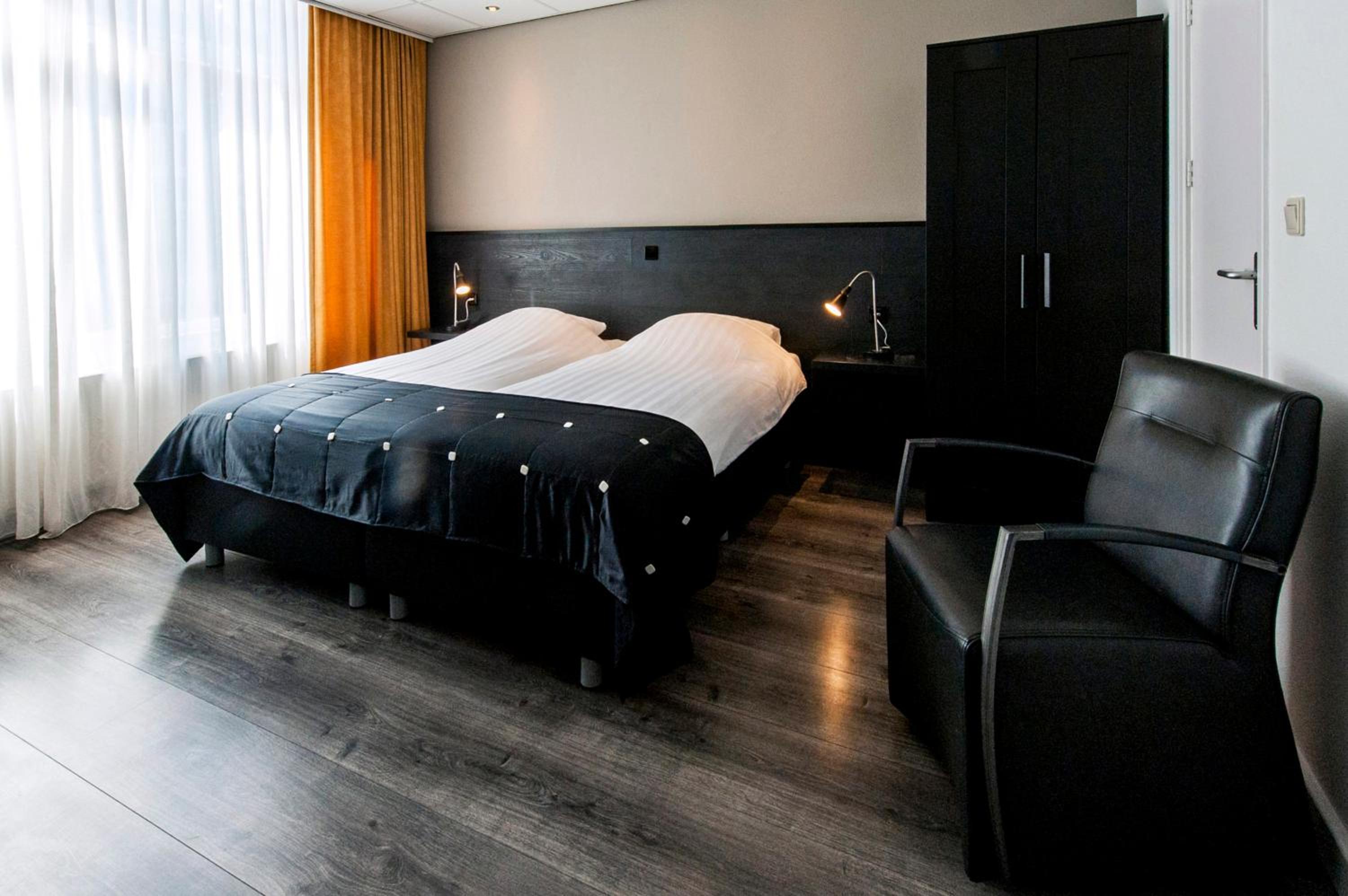 Double Room - Photo 4