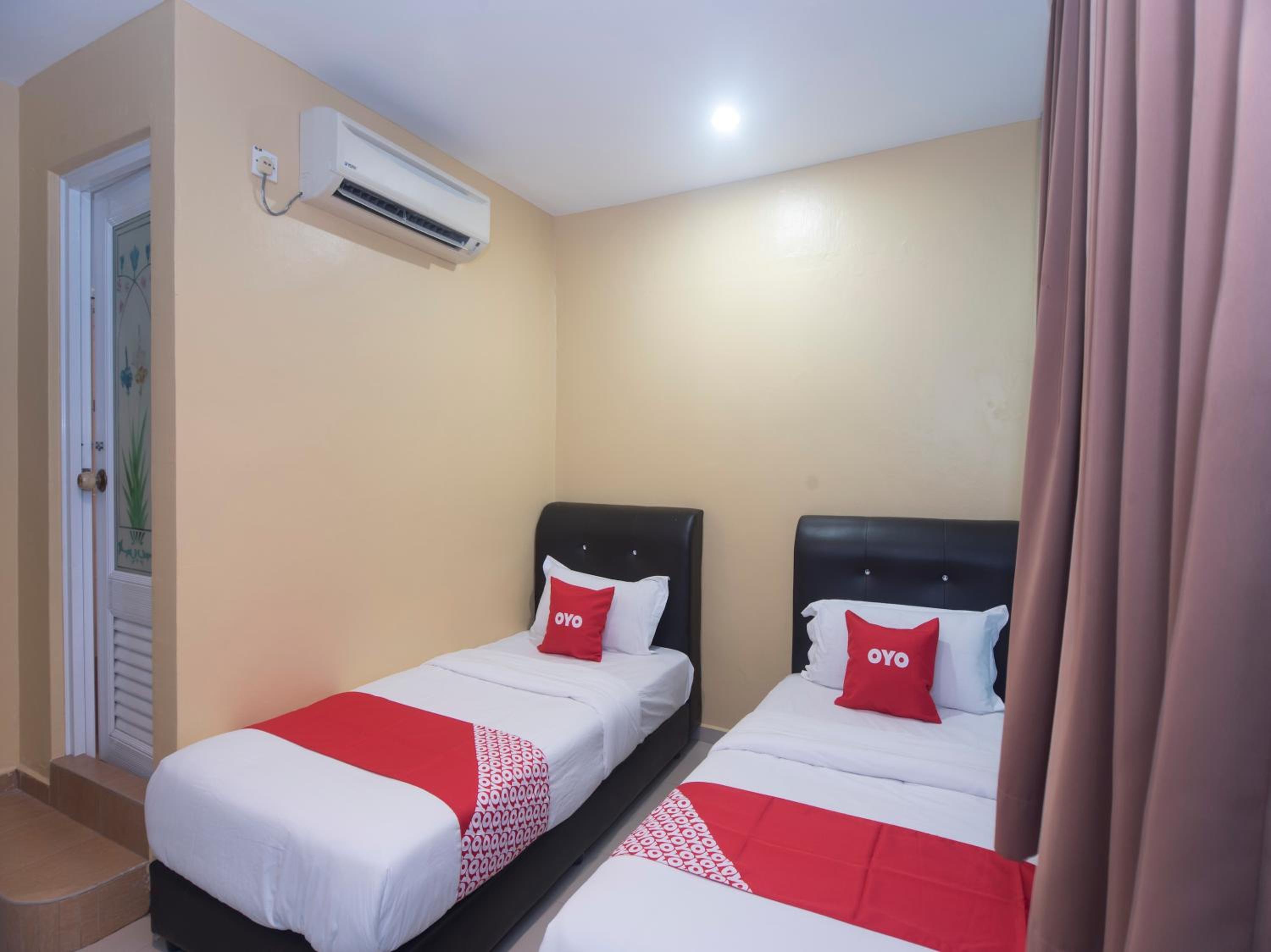 Deluxe Twin Room - Photo 1