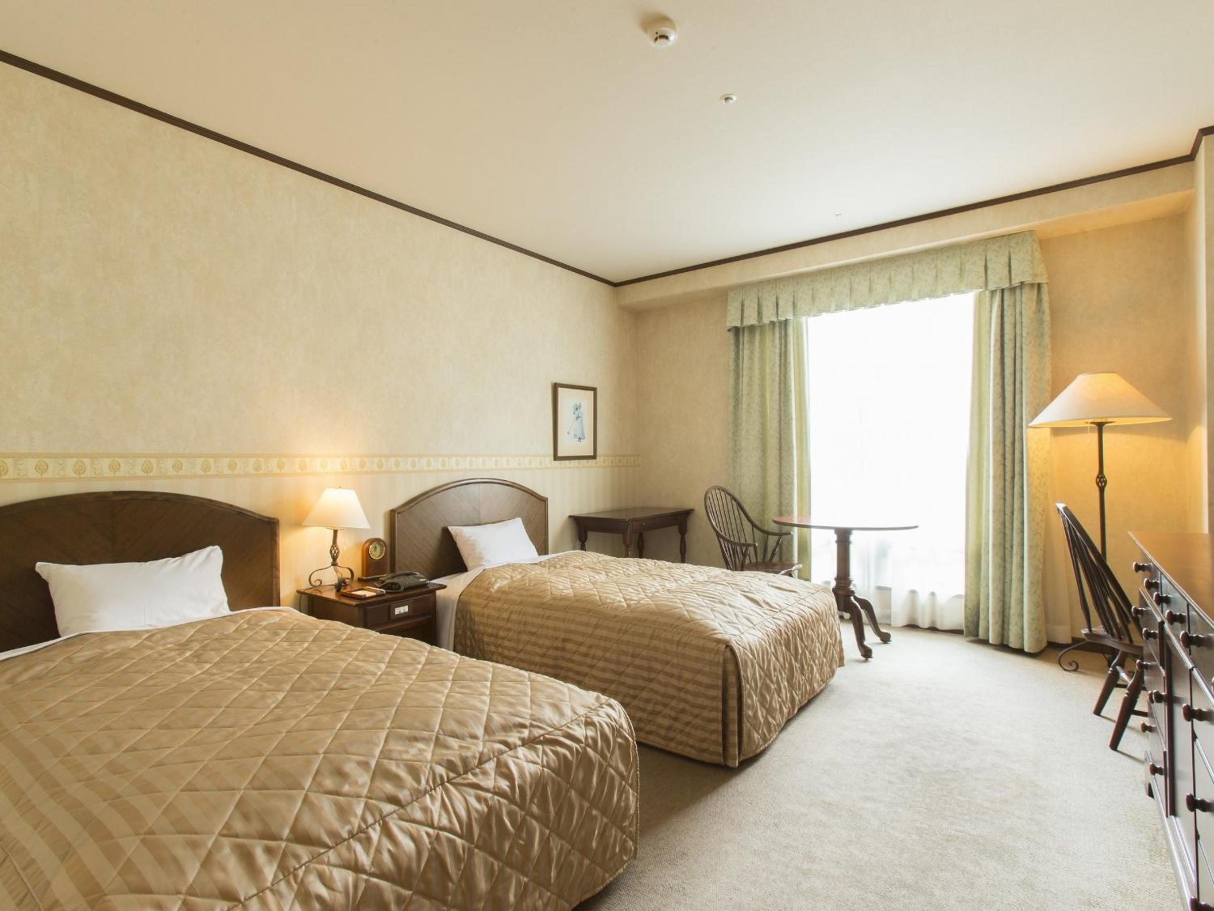 Standard Twin Room with Garden View - Non-Smoking photo 1