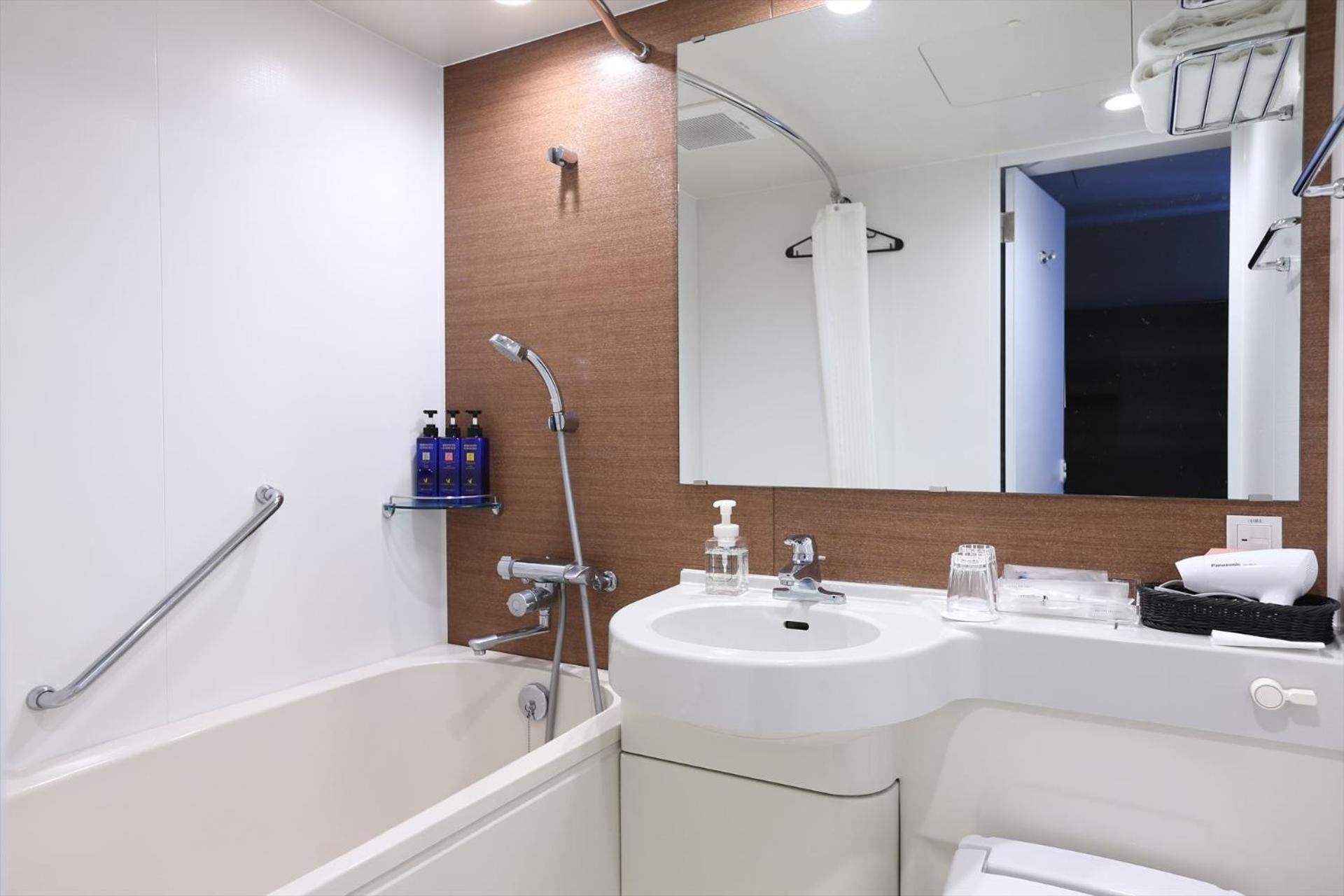 Compact Double Room Early Bird - Non Smoking photo 3