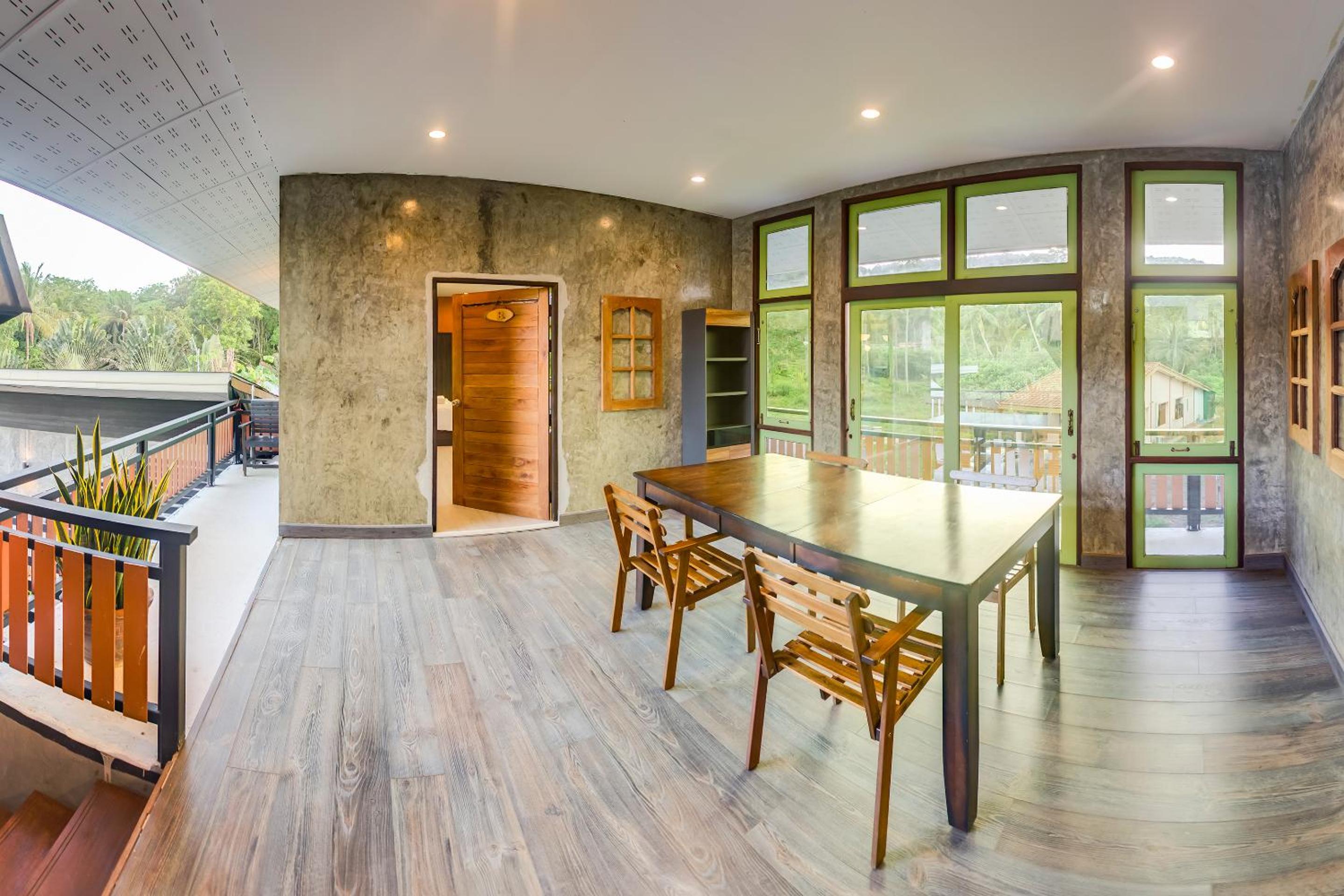 Superior Suite with Sea View - Photo 5