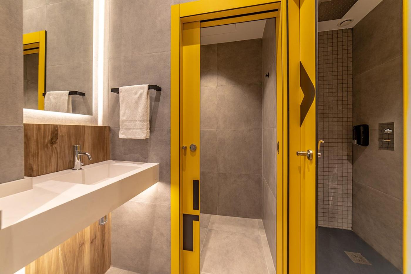 Private Room (6 Adults) - Photo 4