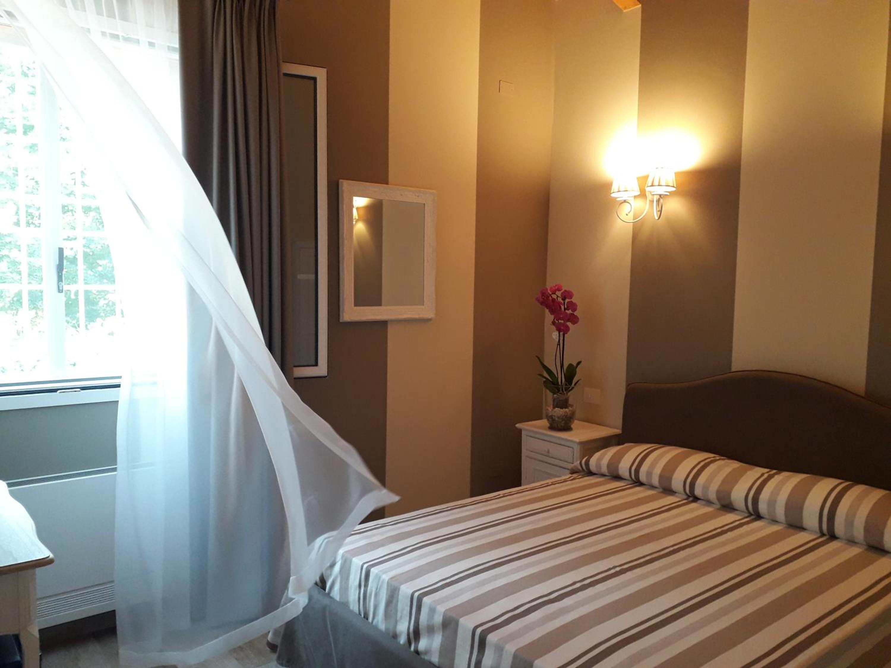 Suite with Garden View