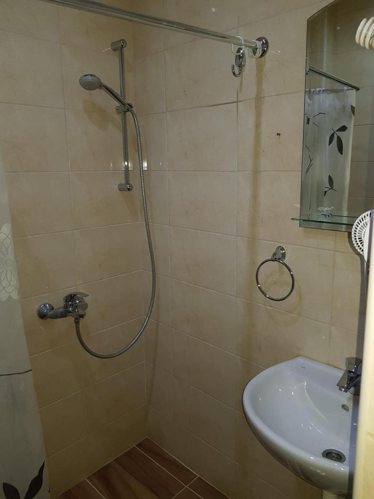Budget Double Room photo 2