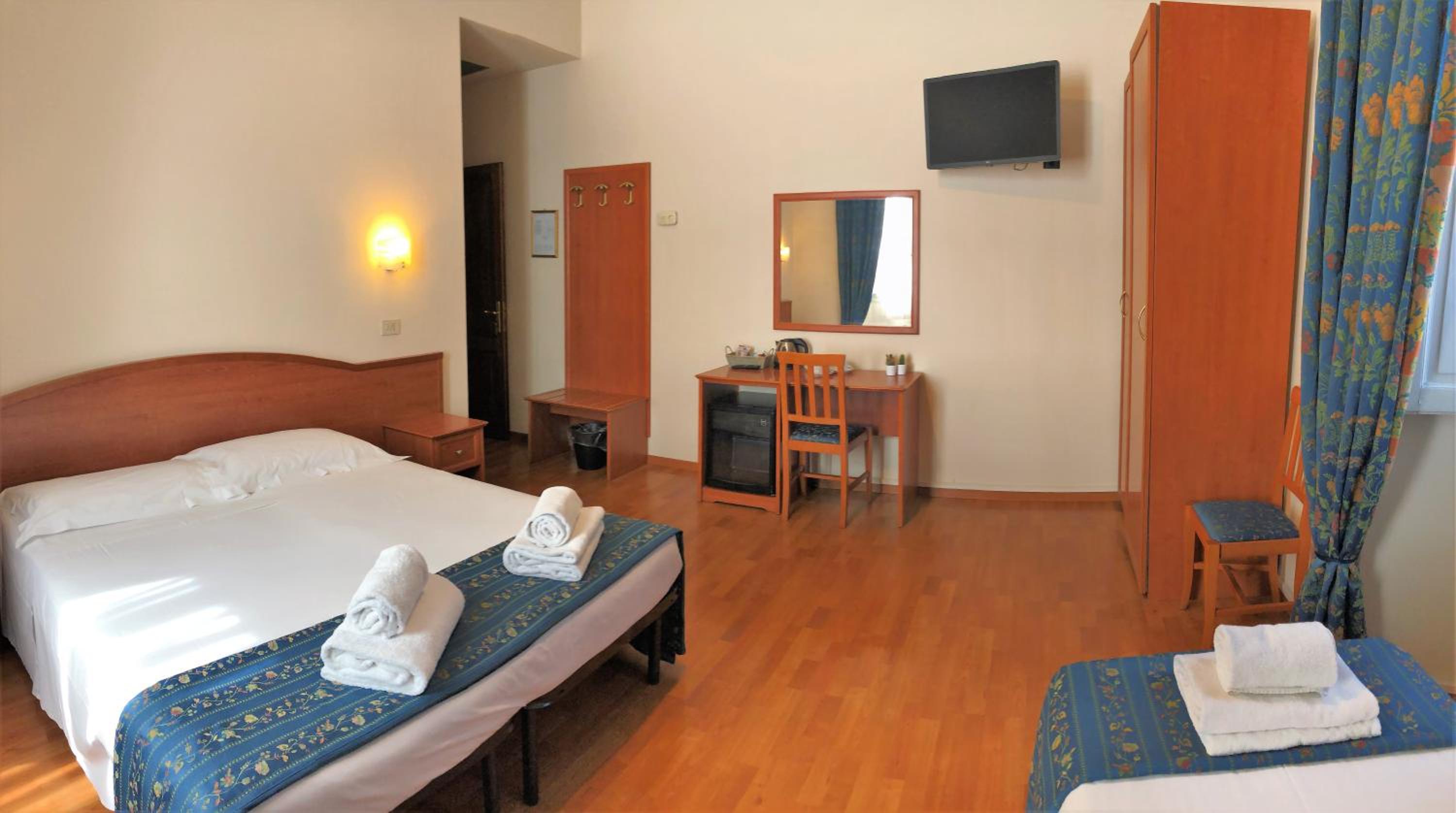 Standard Quadruple Room photo 2