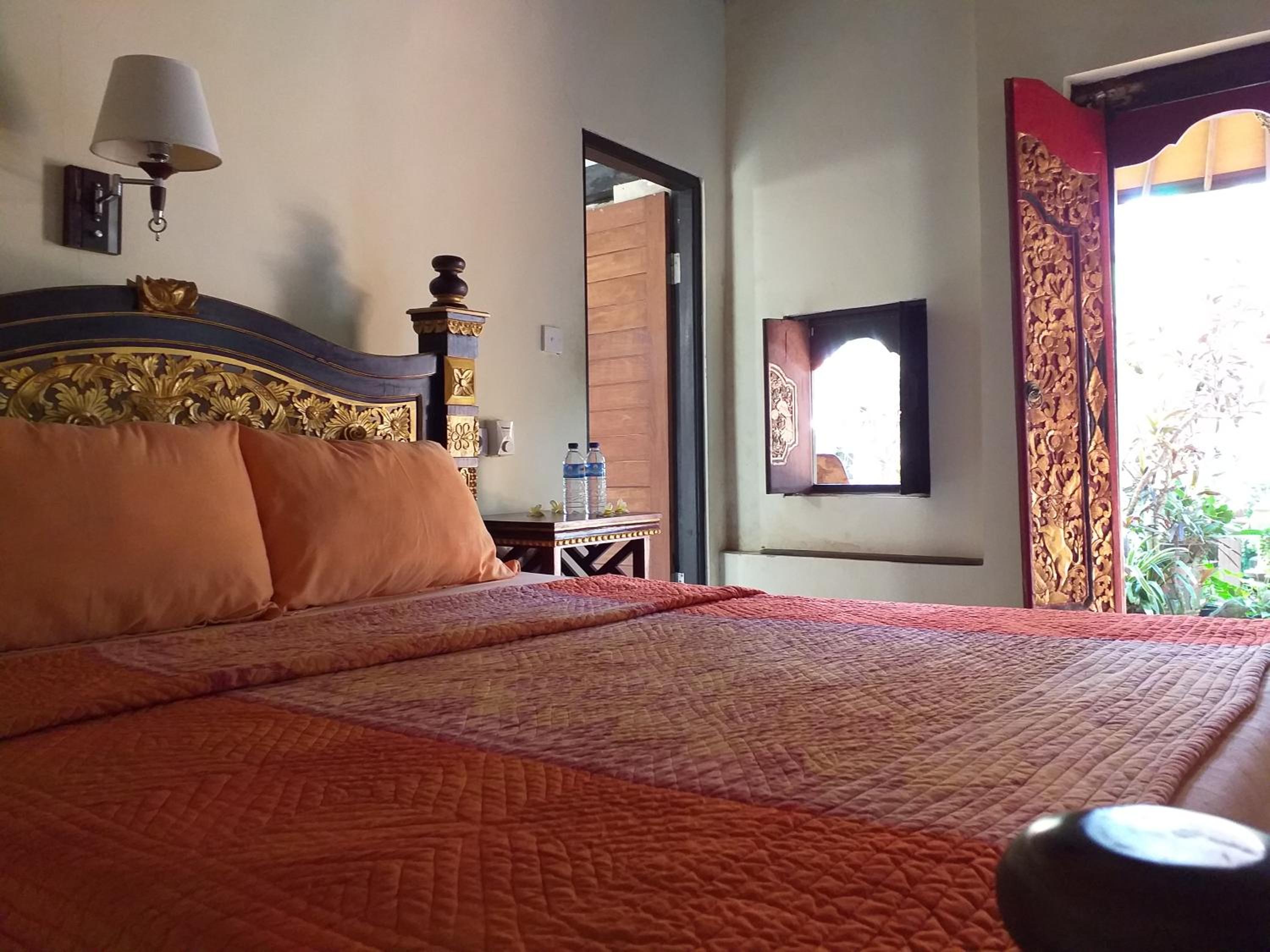 Double Room with Private Bathroom - Photo 1
