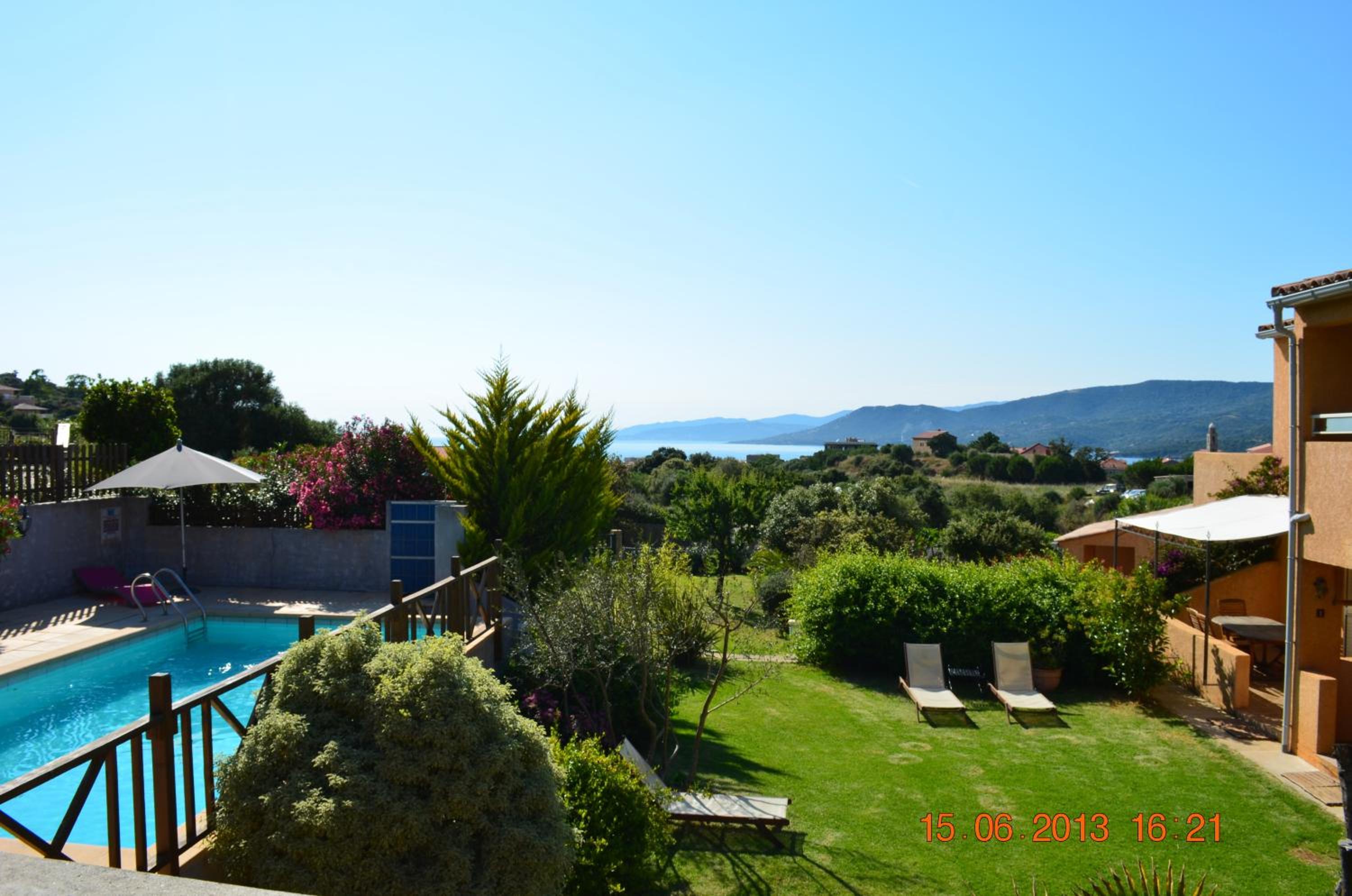 Two-Bedroom Villa - Photo 31