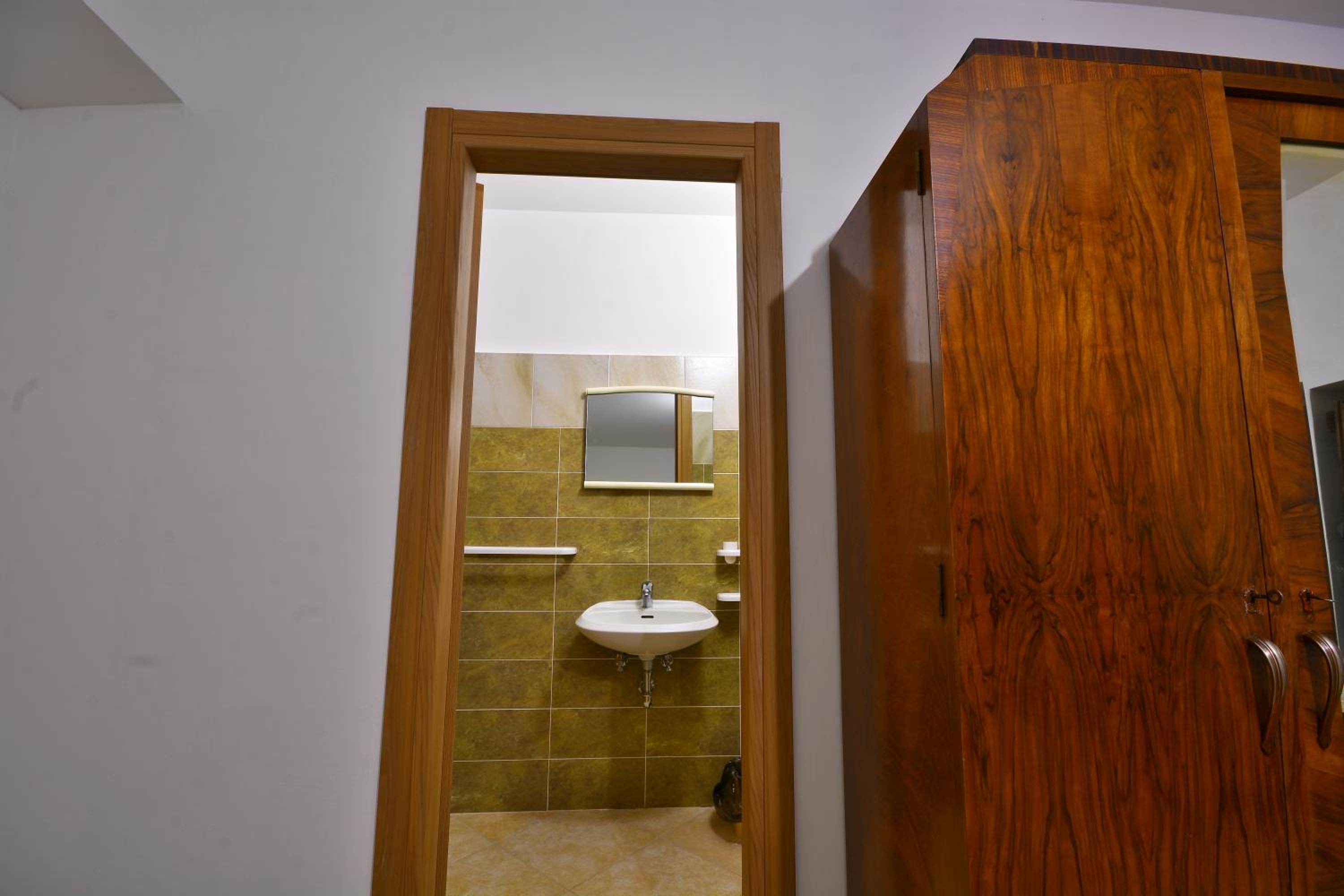 Triple Room with Private Bathroom photo 2