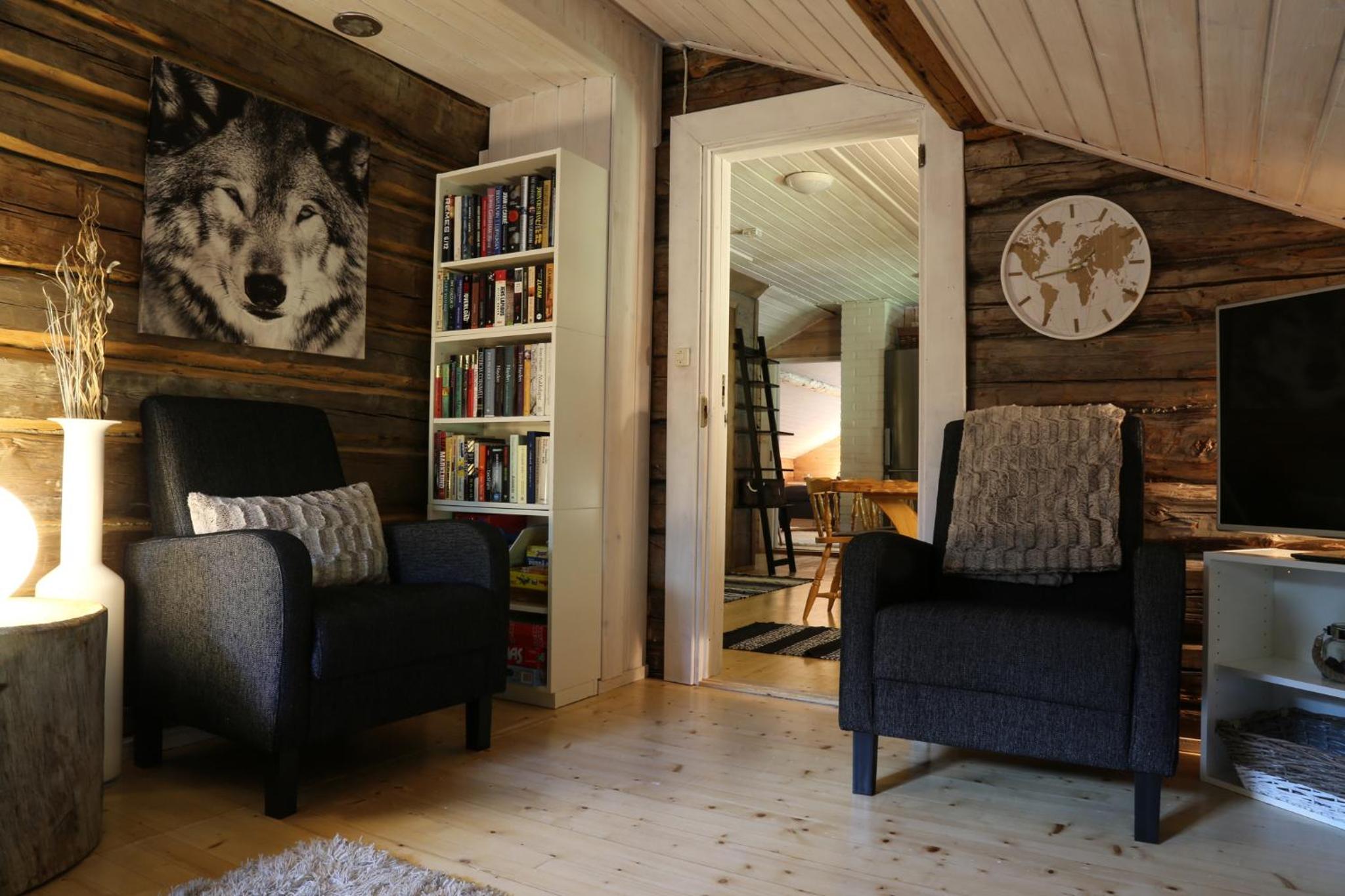 Three-Bedroom Apartment photo 1