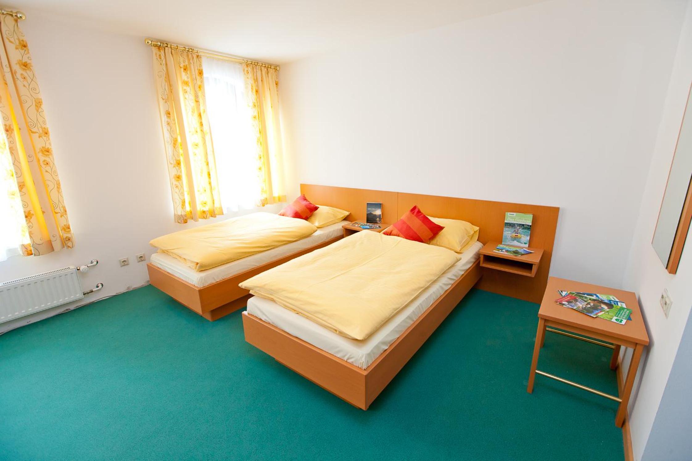 Twin Room with Bathroom