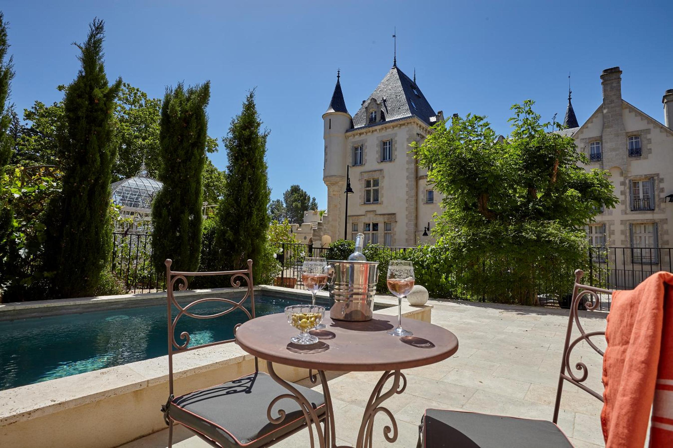 Villa with Private Pool - Photo 4