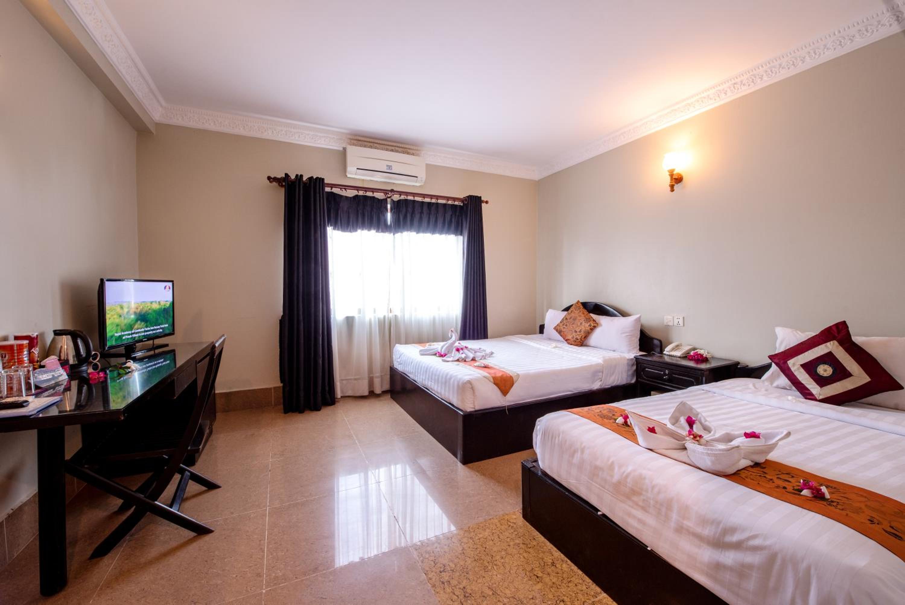  Deluxe Twin room with breakfast - Photo 8