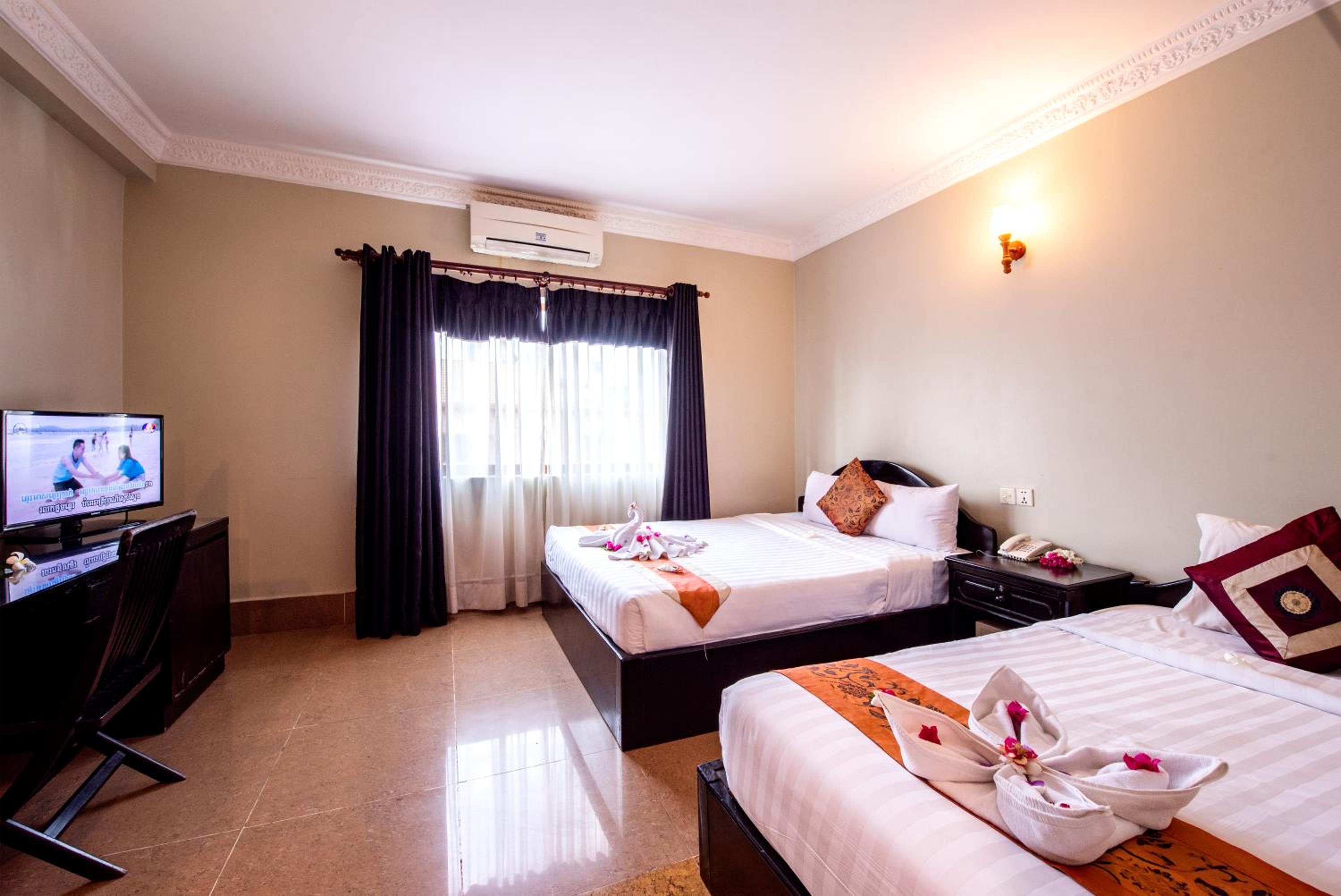  Deluxe Twin room with breakfast - Photo 9