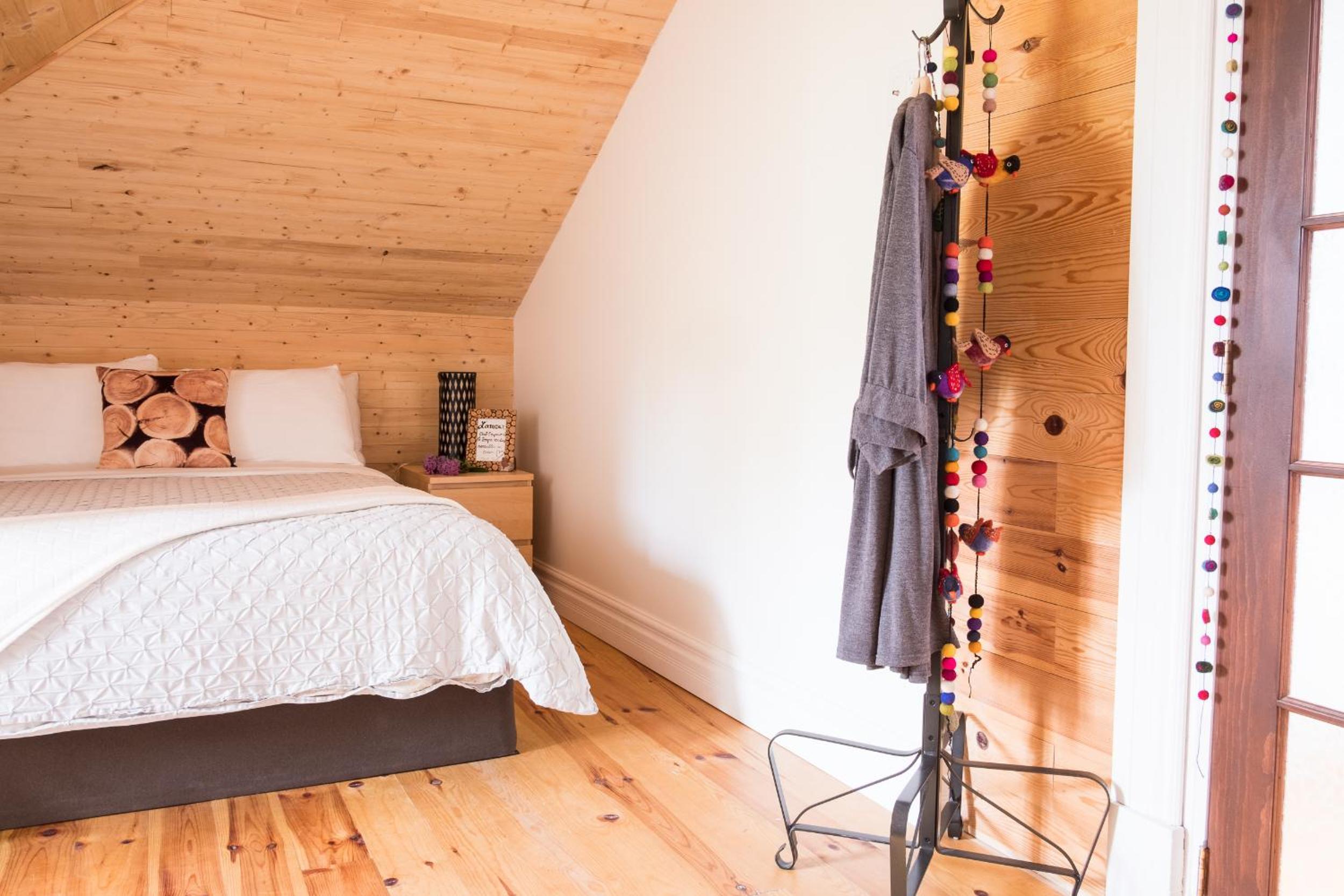 Deluxe Double Room with Bath photo 1