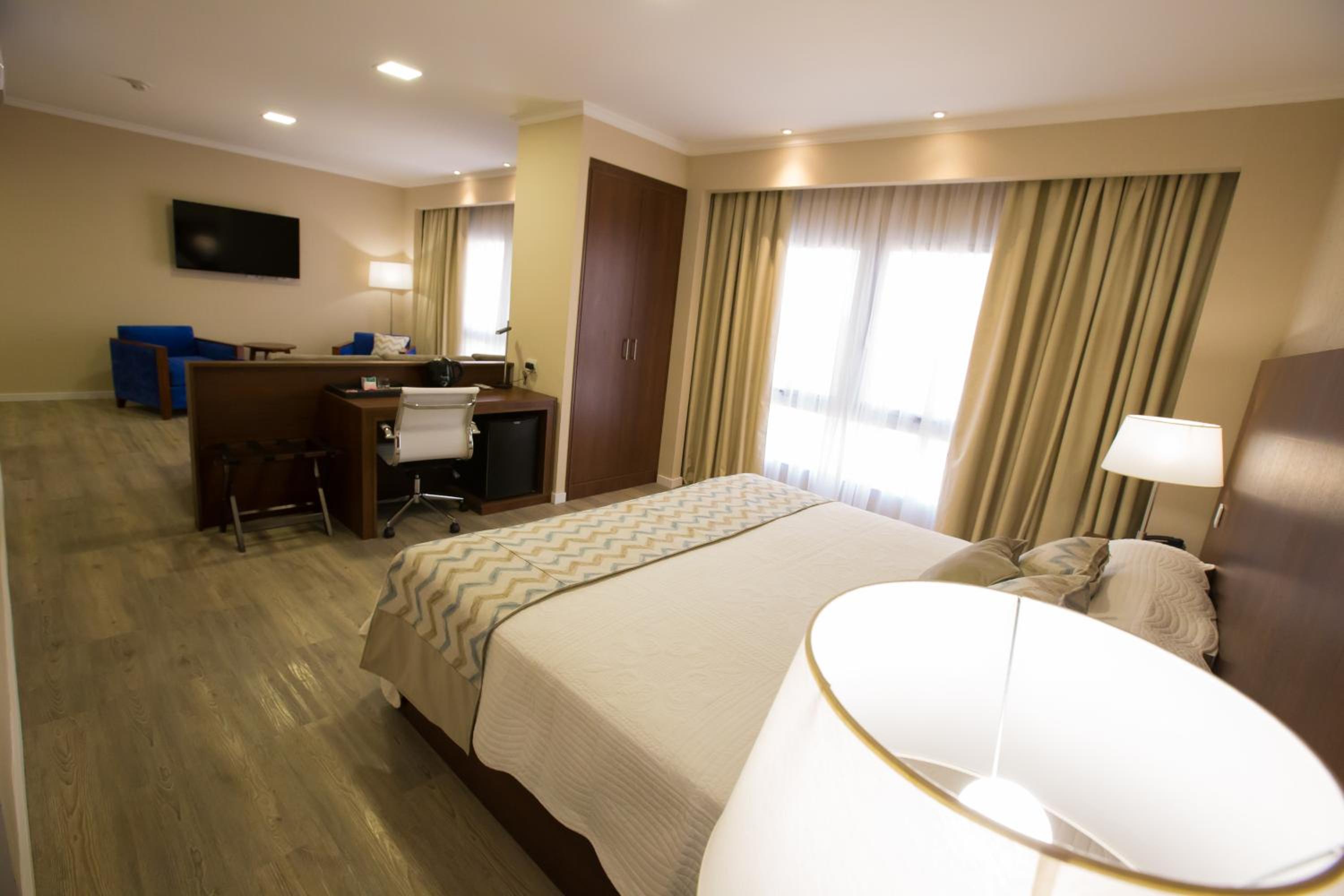 Executive Suite photo 2