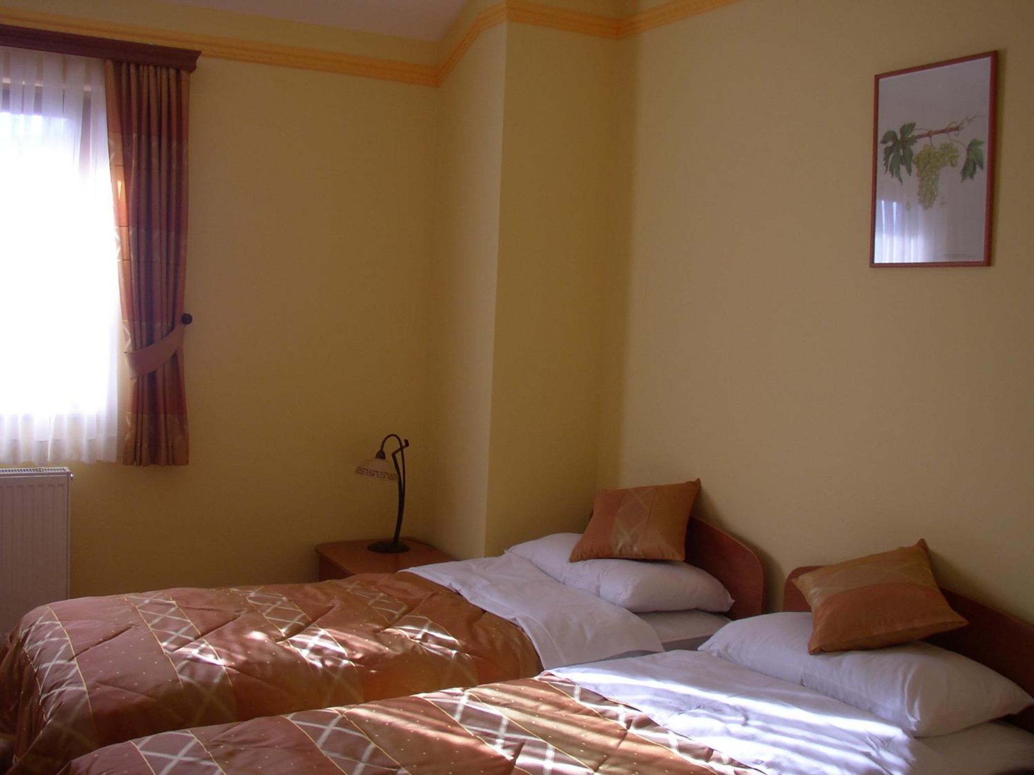 Double or Twin Room - Photo 17