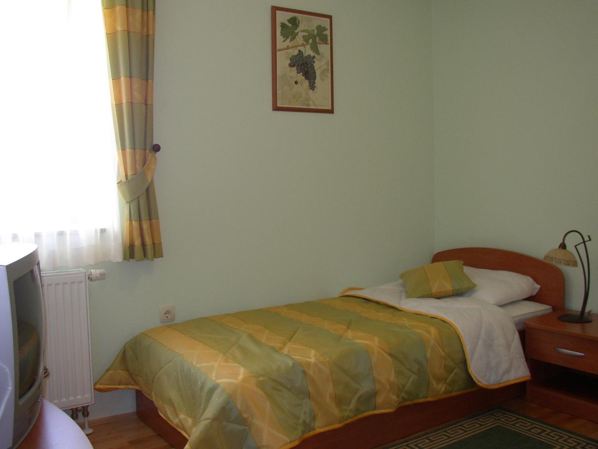 Double or Twin Room - Photo 11